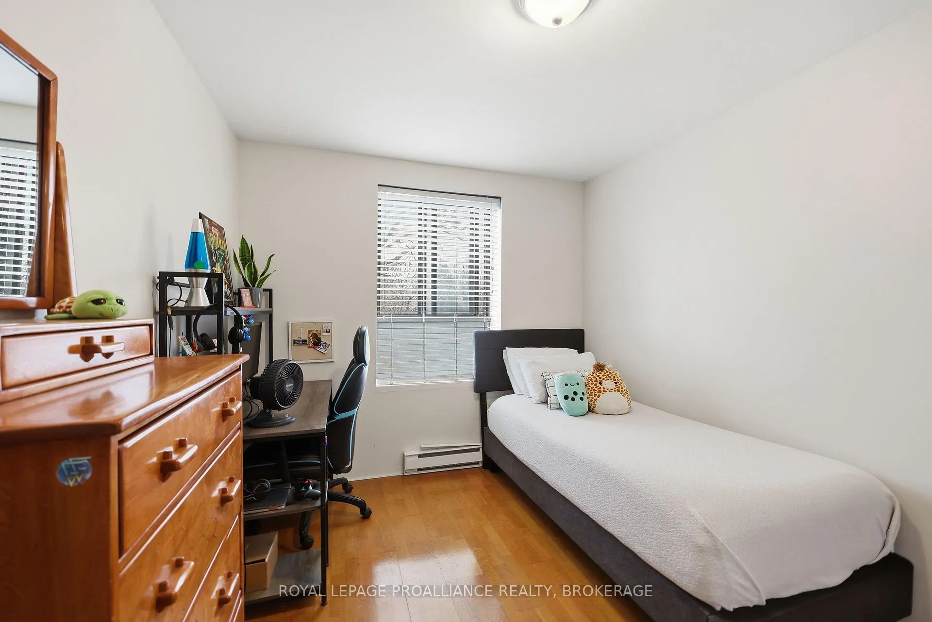 Photo 22 of Unit 215, 17 Eldon Hall Place, Kingston, Central City West — HOMEH