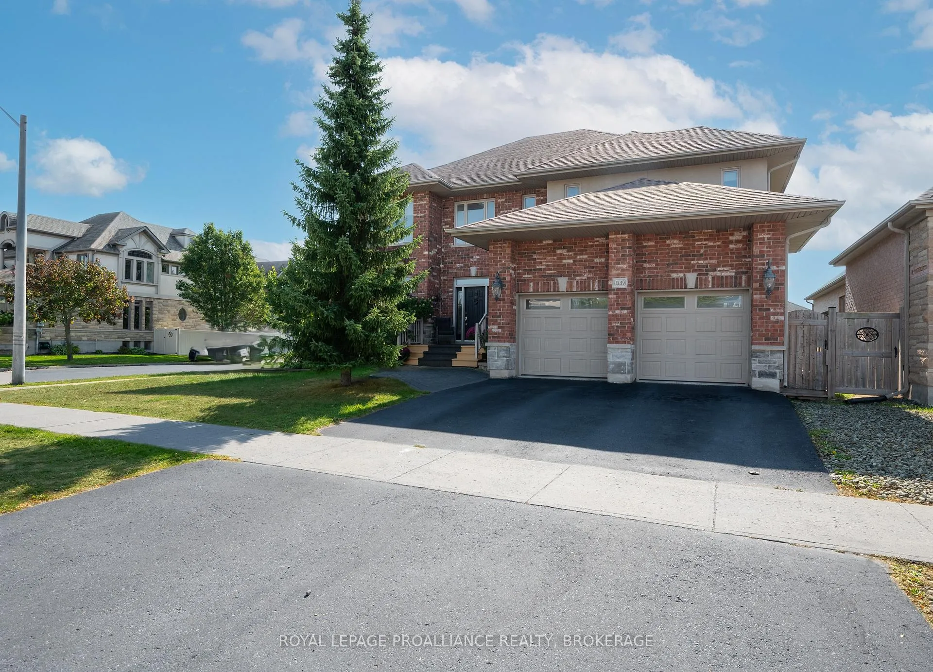 Photo 2 of 1239 Atkinson Street, Kingston, City Northwest — HOMEH
