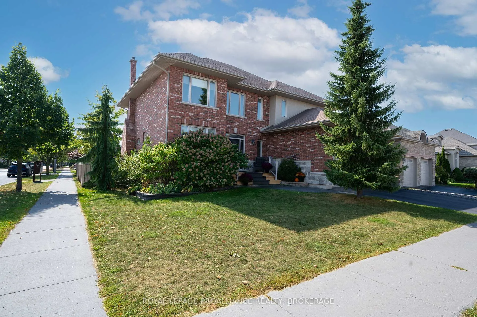 Photo 3 of 1239 Atkinson Street, Kingston, City Northwest — HOMEH