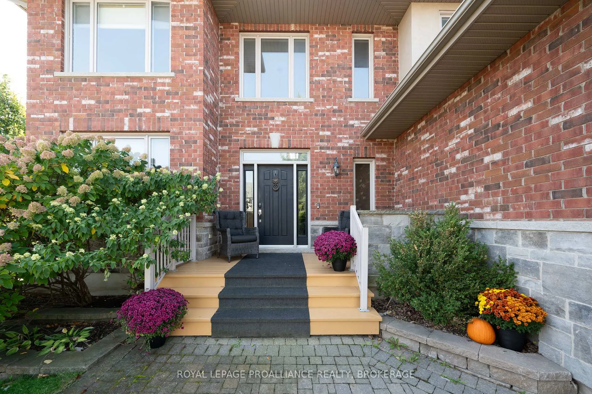 Photo 5 of 1239 Atkinson Street, Kingston, City Northwest — HOMEH