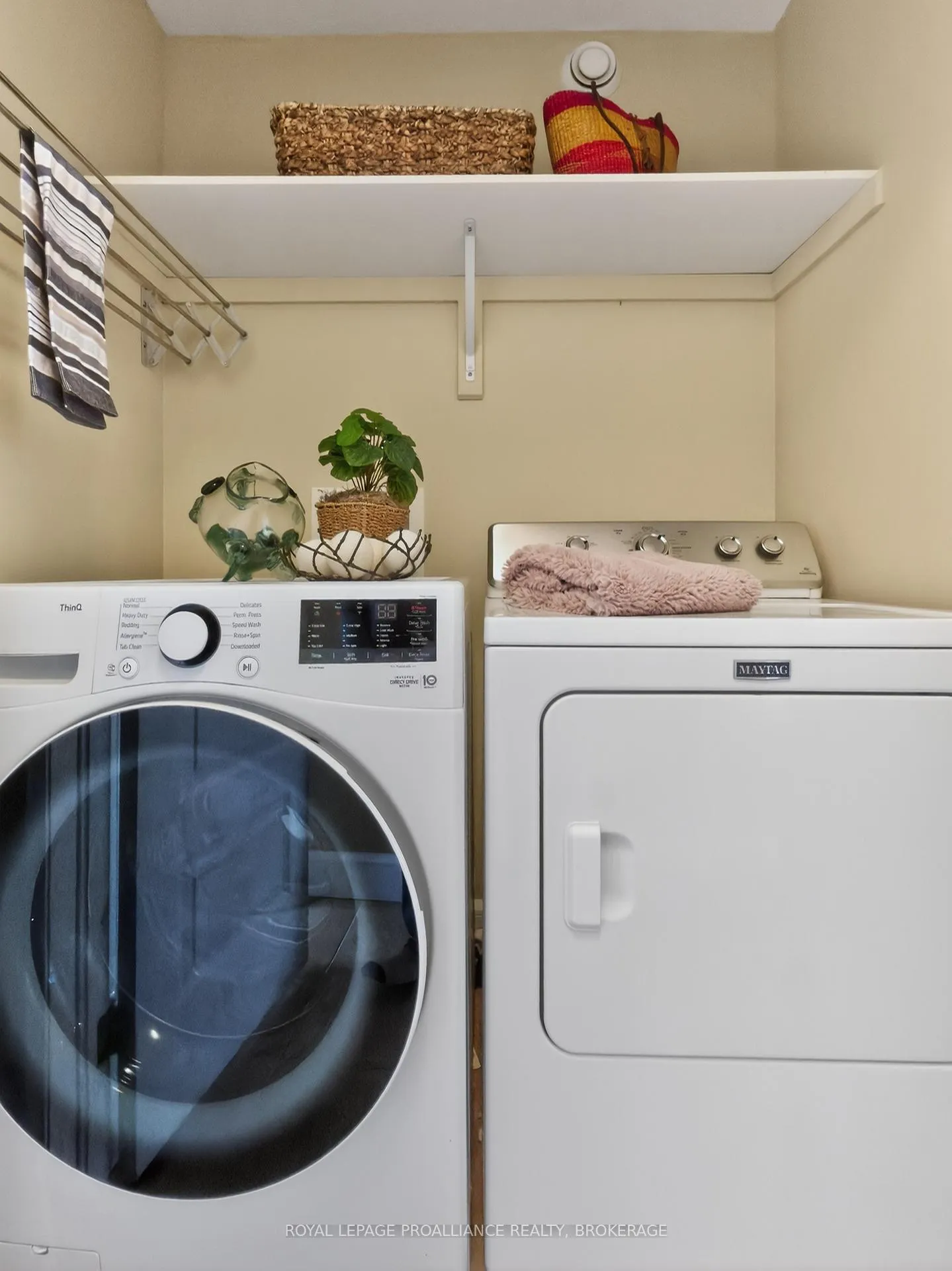 Photo 30 of 1239 Atkinson Street, Kingston, City Northwest — HOMEH
