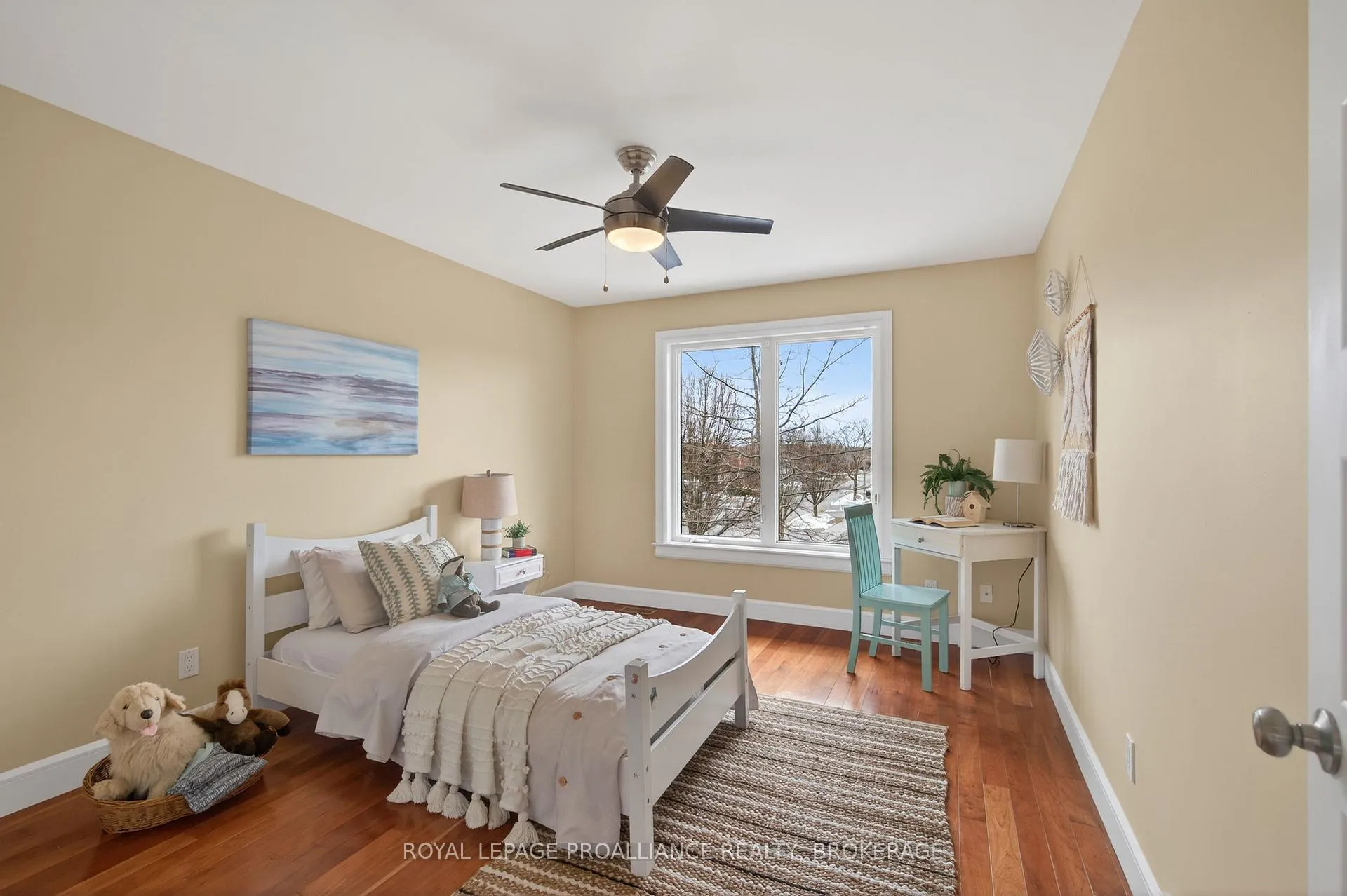 Photo 33 of 1239 Atkinson Street, Kingston, City Northwest — HOMEH