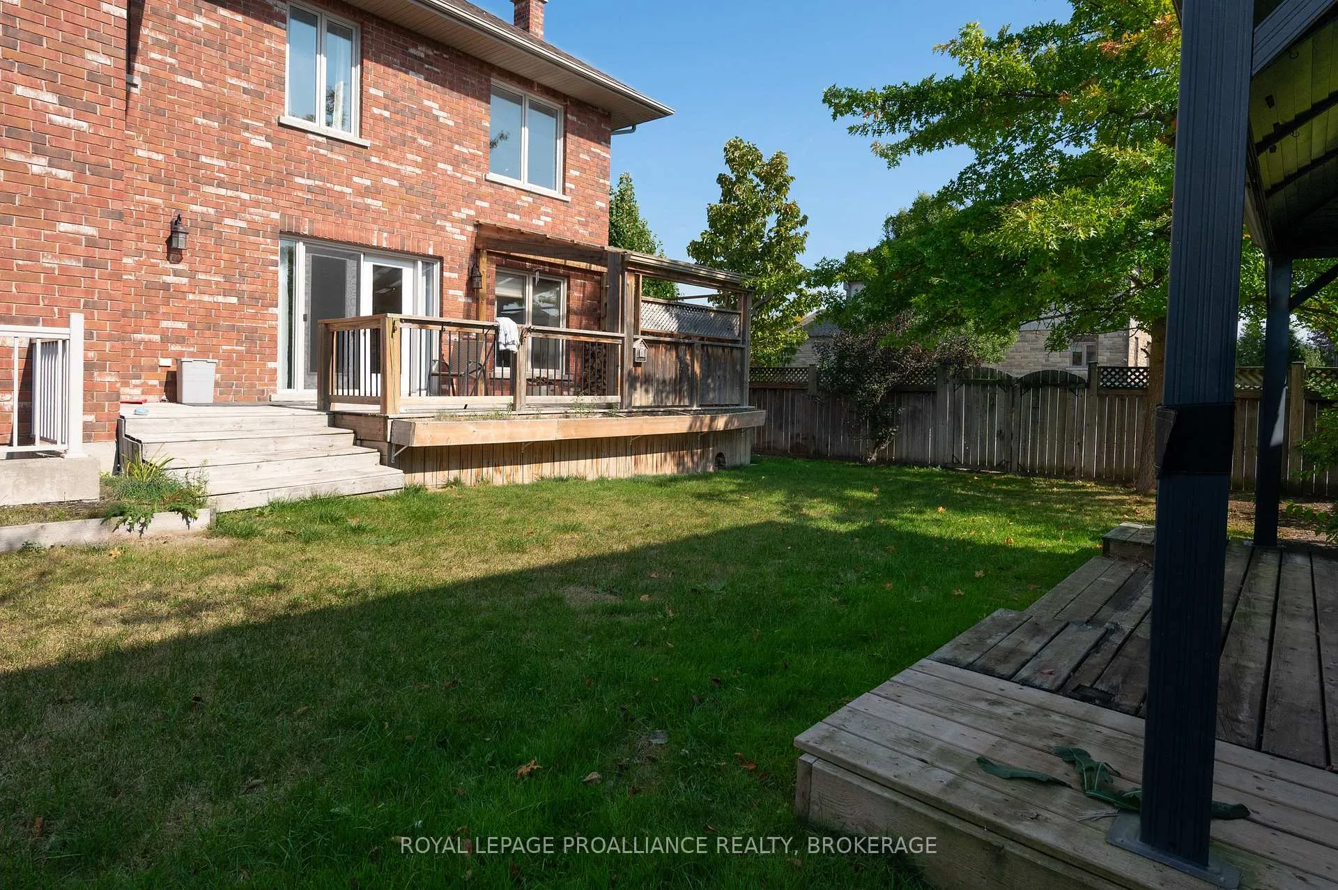 Photo 44 of 1239 Atkinson Street, Kingston, City Northwest — HOMEH