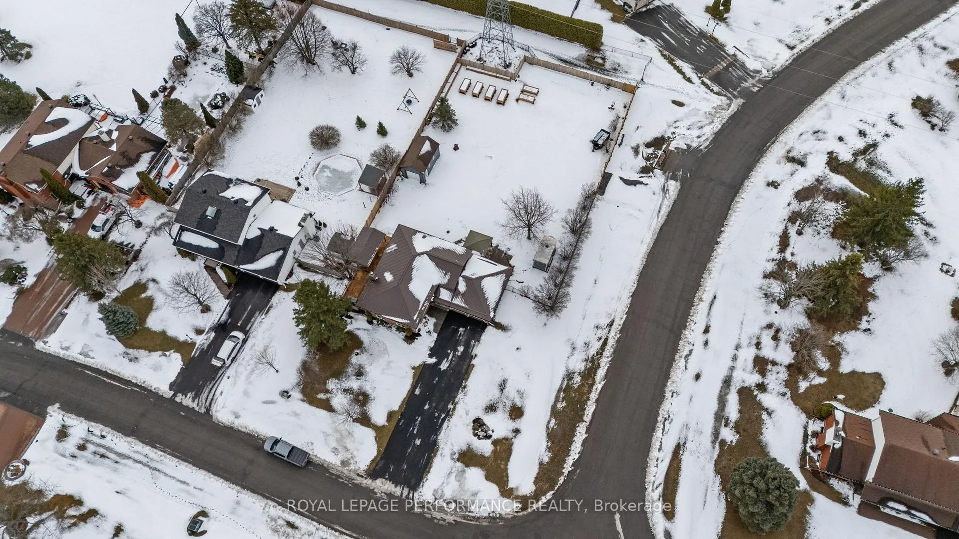 Photo 4 of 7028 Shadow Ridge Drive, Ottawa, Greely — HOMEH