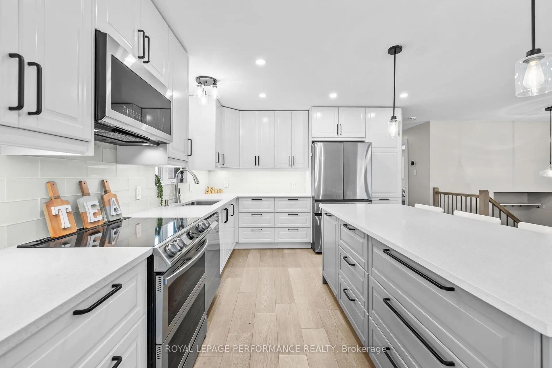 Photo 11 of 7028 Shadow Ridge Drive, Ottawa, Greely — HOMEH