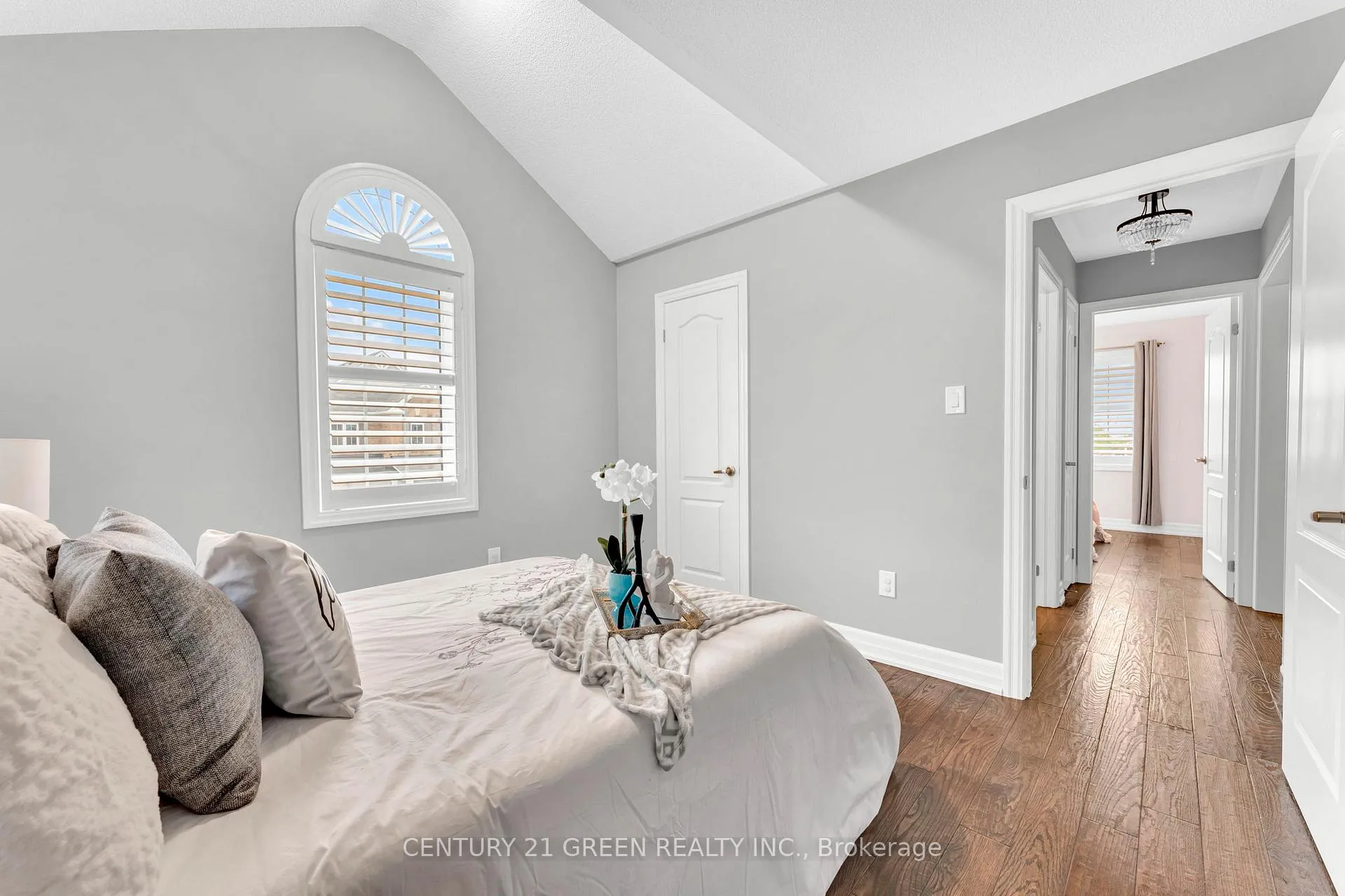 Photo 26 of Unit Upper, 85 Tysonville Circle, Brampton, Northwest Brampton — HOMEH
