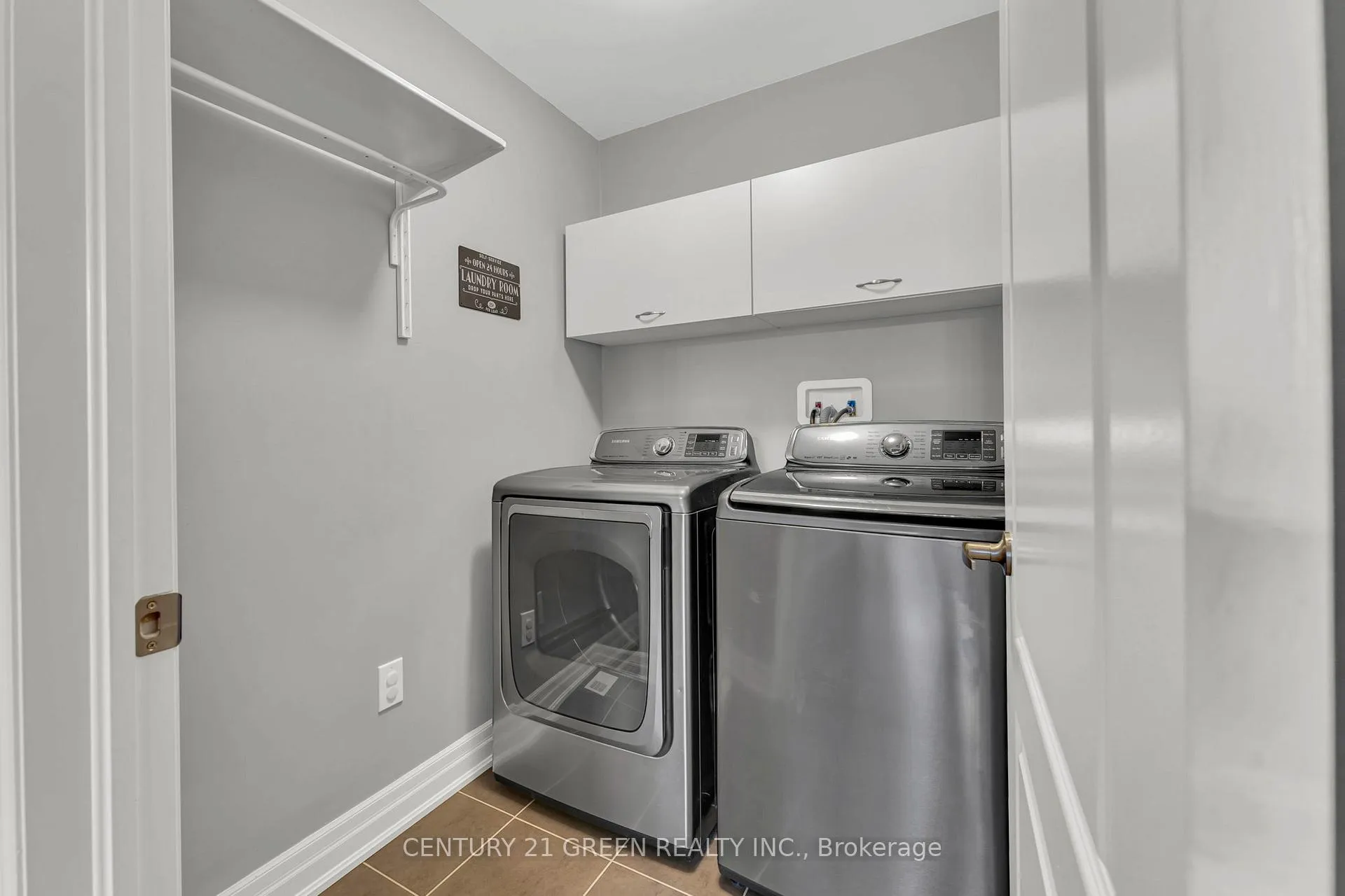 Photo 42 of Unit Upper, 85 Tysonville Circle, Brampton, Northwest Brampton — HOMEH