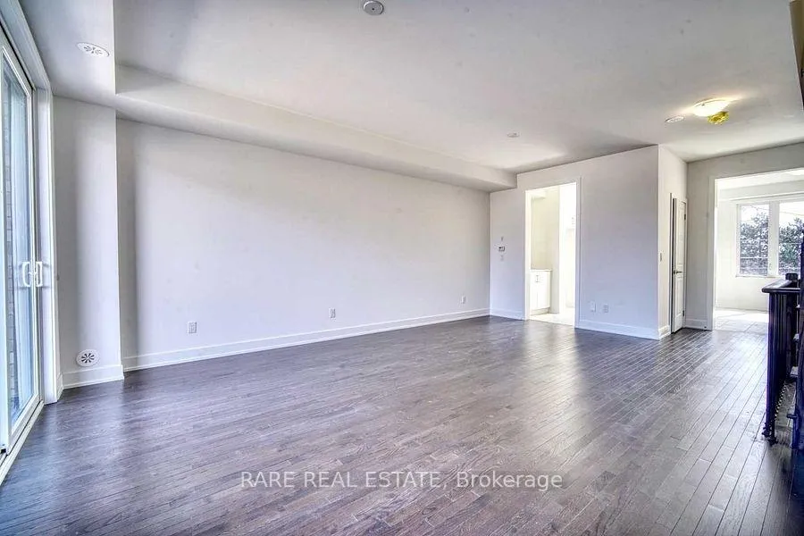Photo 2 of 66 Carole Bell Way, Markham, Wismer — HOMEH