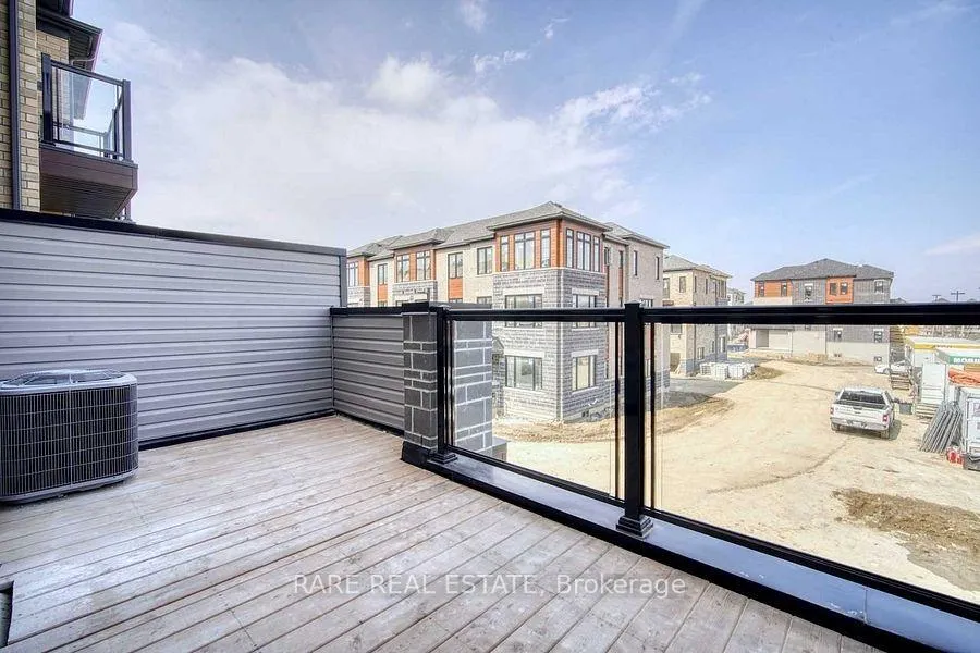 Photo 14 of 66 Carole Bell Way, Markham, Wismer — HOMEH