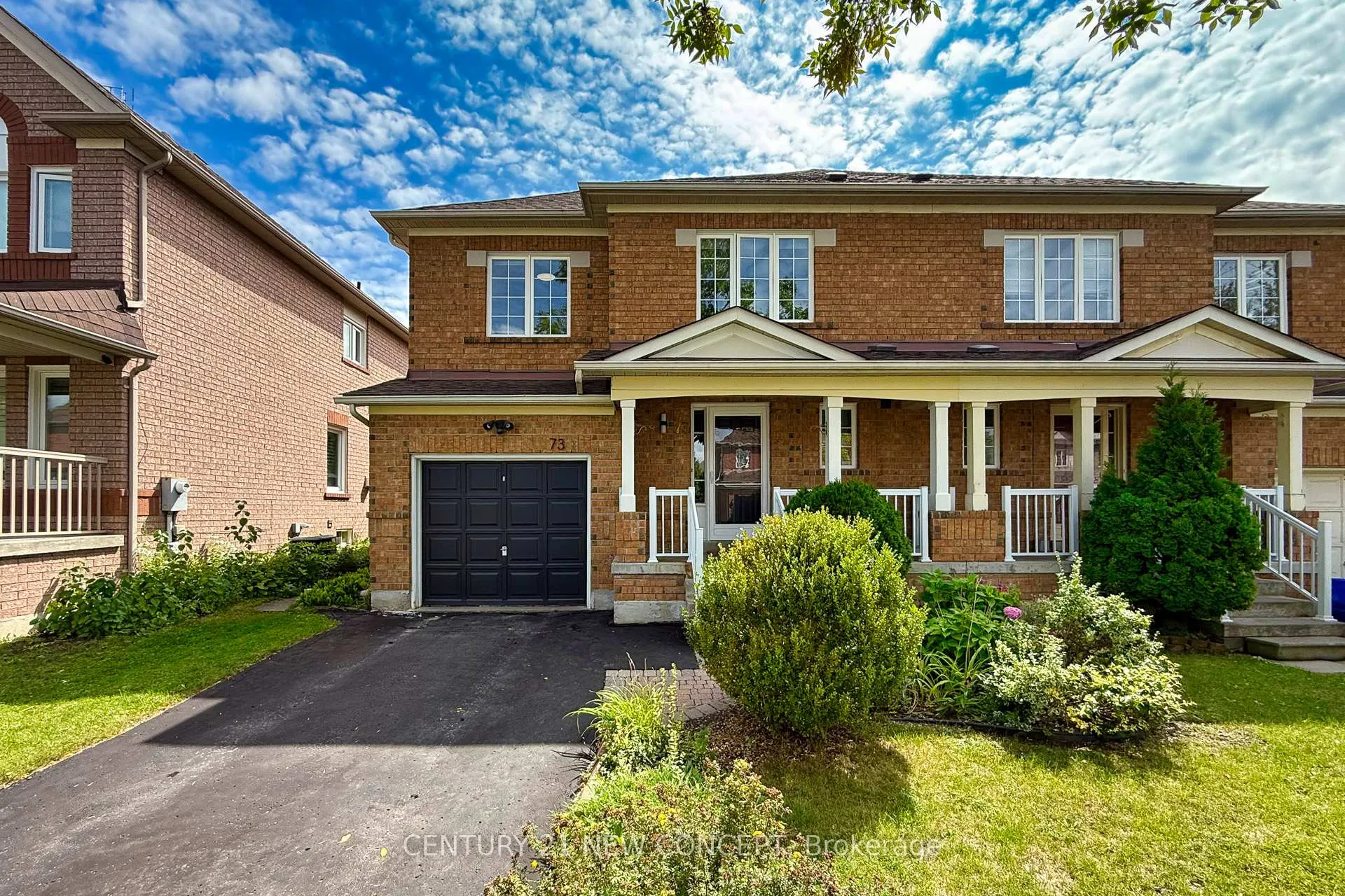Photo 4 of 73 Steckley Street, Aurora, Bayview Wellington — HOMEH