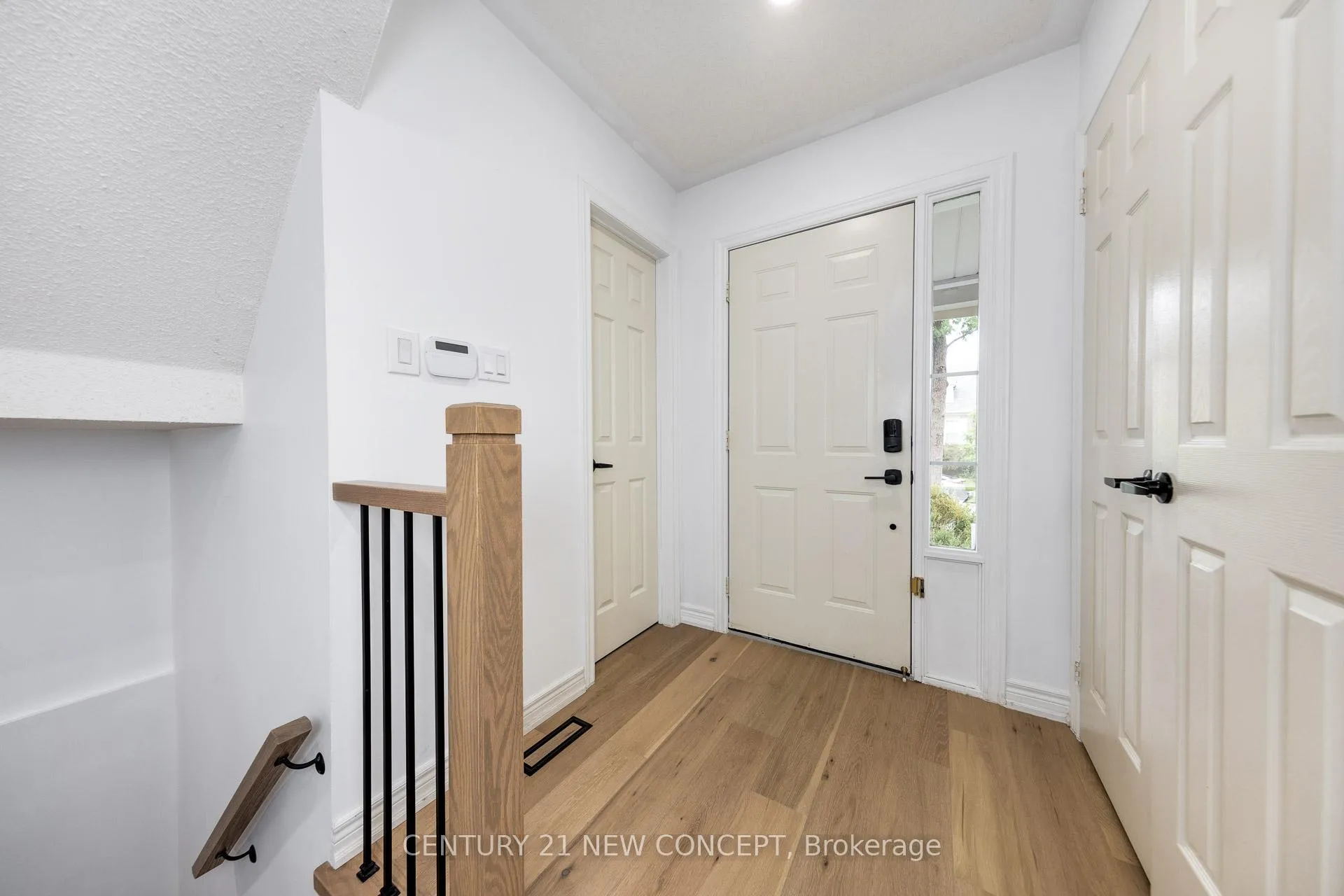 Photo 6 of 73 Steckley Street, Aurora, Bayview Wellington — HOMEH