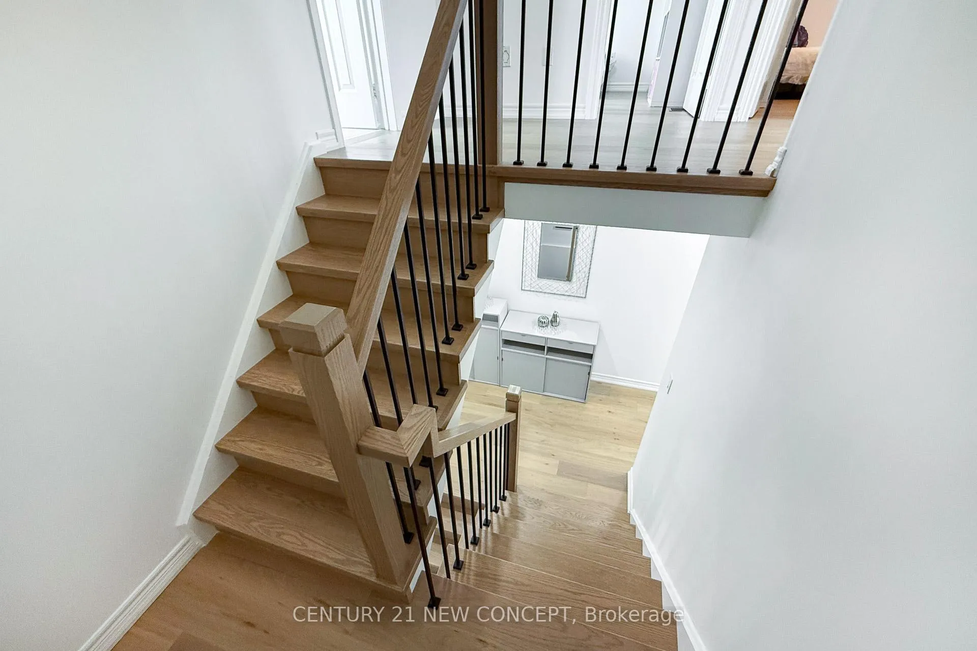 Photo 20 of 73 Steckley Street, Aurora, Bayview Wellington — HOMEH