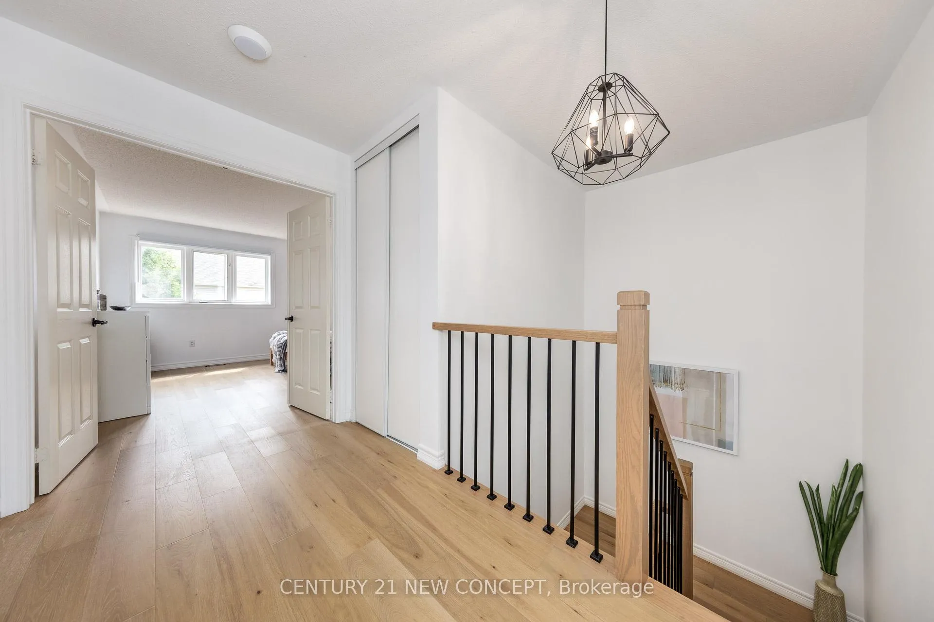 Photo 22 of 73 Steckley Street, Aurora, Bayview Wellington — HOMEH