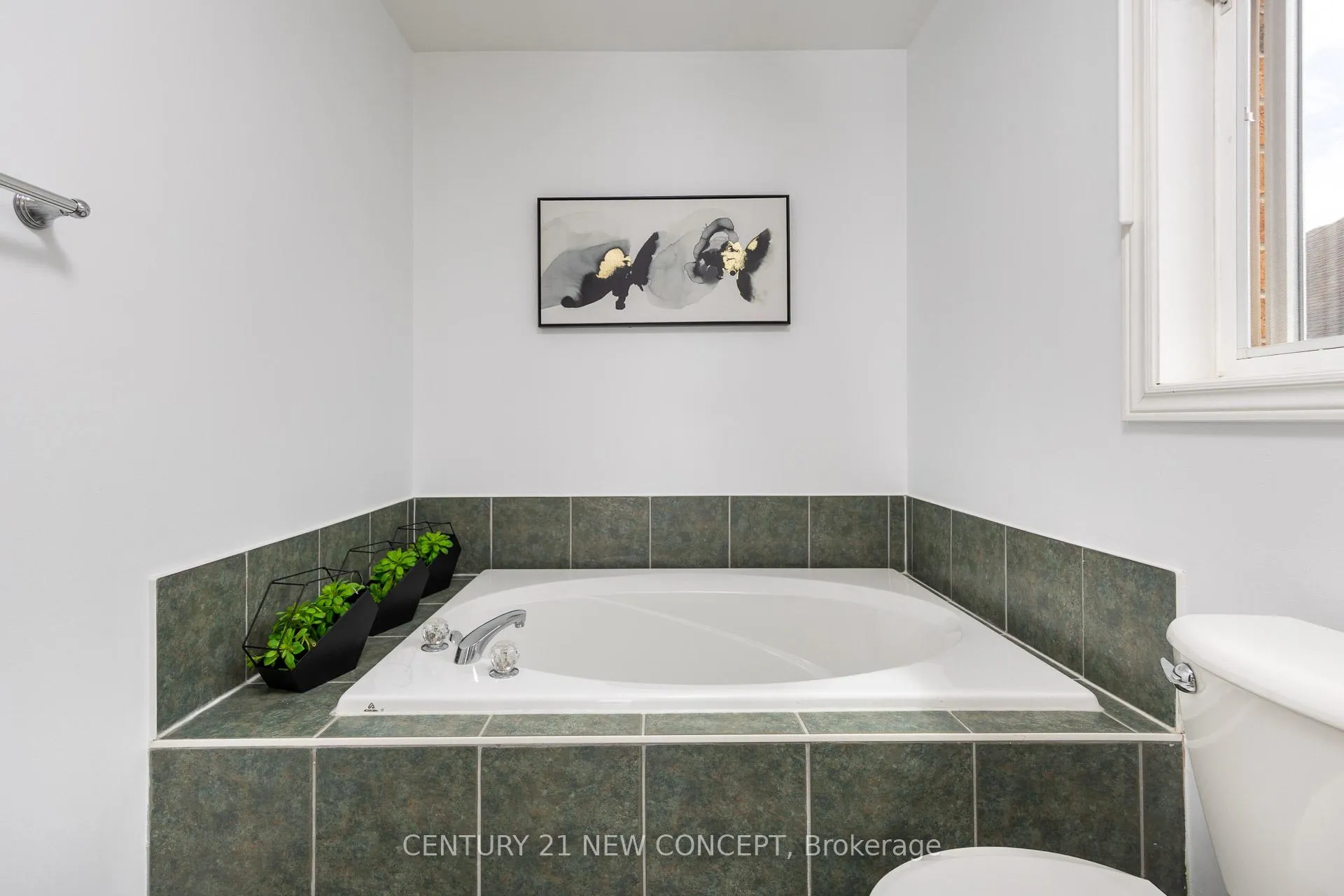 Photo 26 of 73 Steckley Street, Aurora, Bayview Wellington — HOMEH