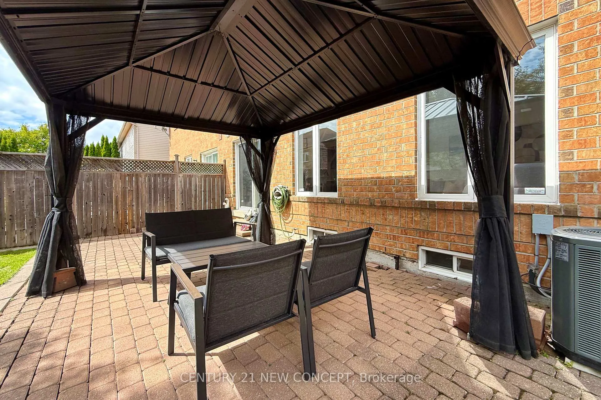 Photo 42 of 73 Steckley Street, Aurora, Bayview Wellington — HOMEH