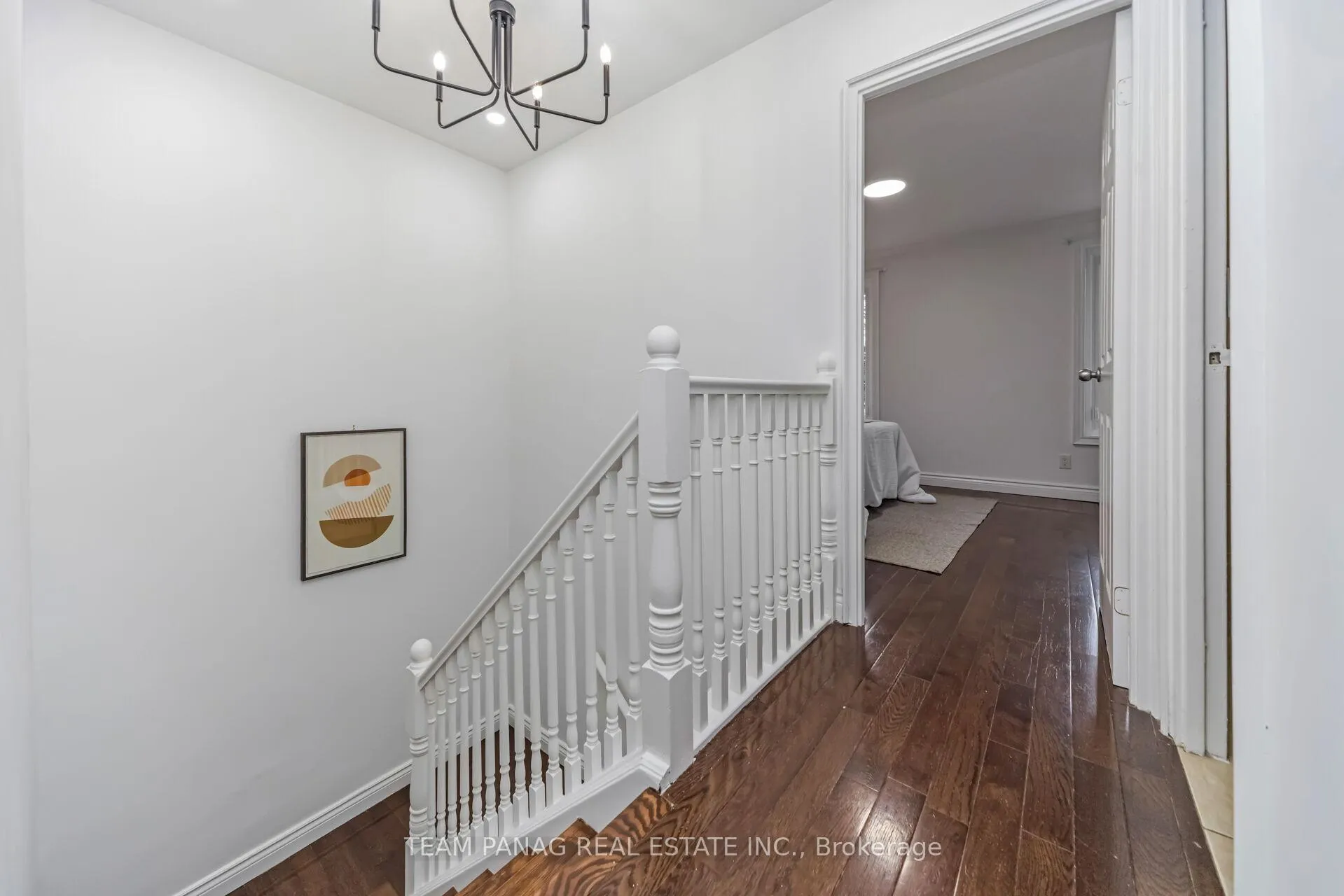 Photo 12 of 16 Bramhall Circle, Brampton, Madoc — HOMEH