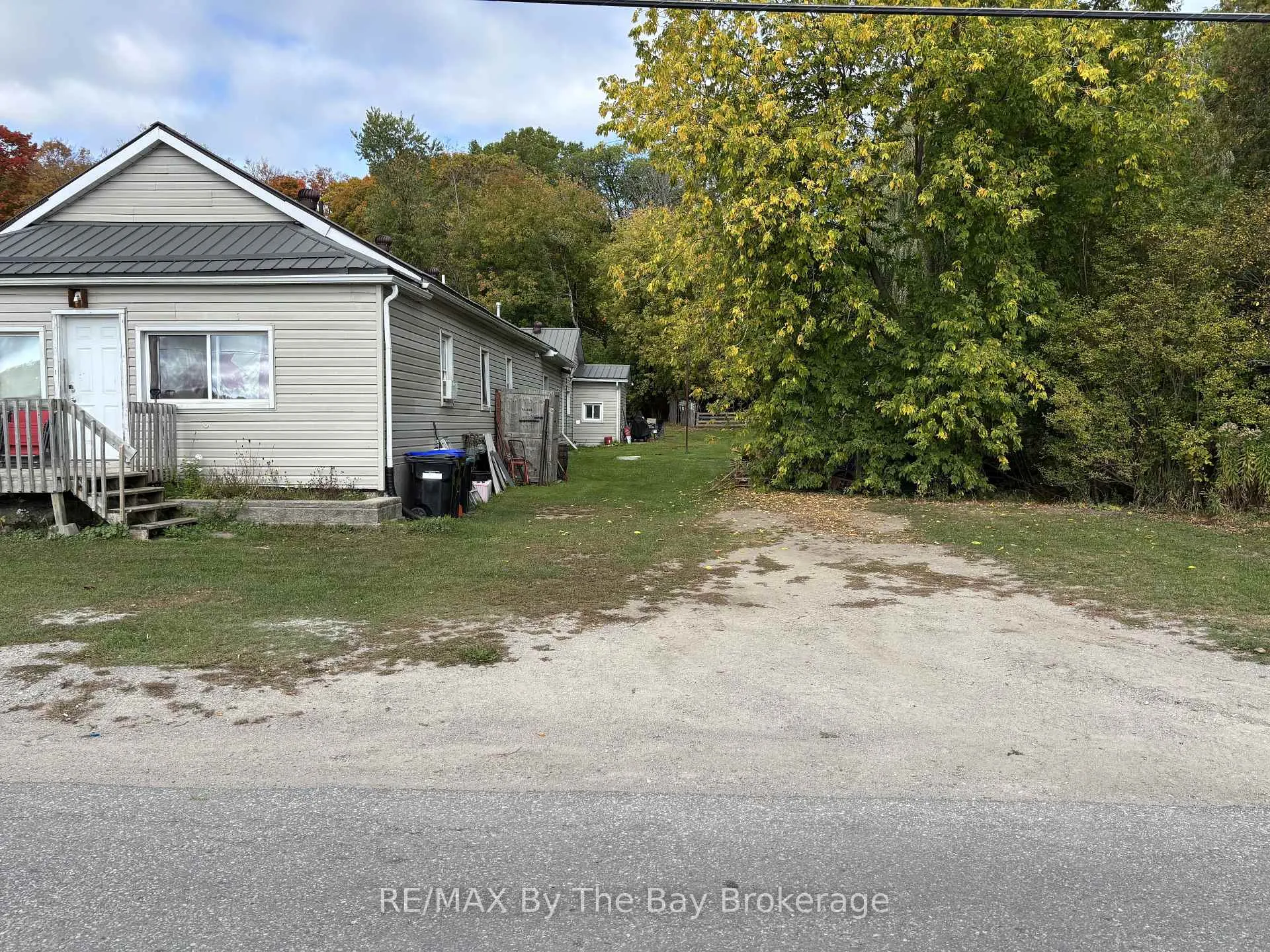 Photo 4 of 203 Gianetto Drive, Midland — HOMEH
