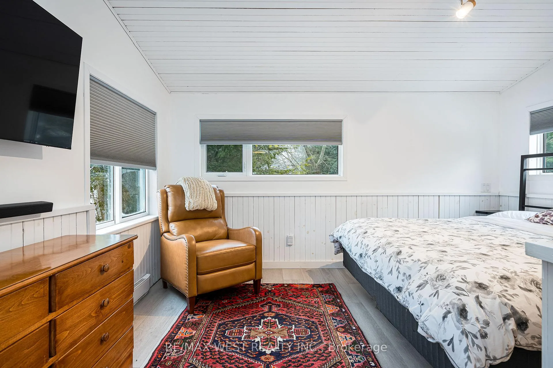 Photo 7 of 315 Cedar Avenue, Meaford — HOMEH