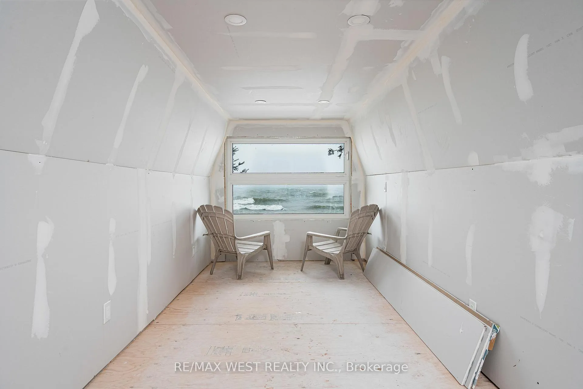 Photo 17 of 315 Cedar Avenue, Meaford — HOMEH