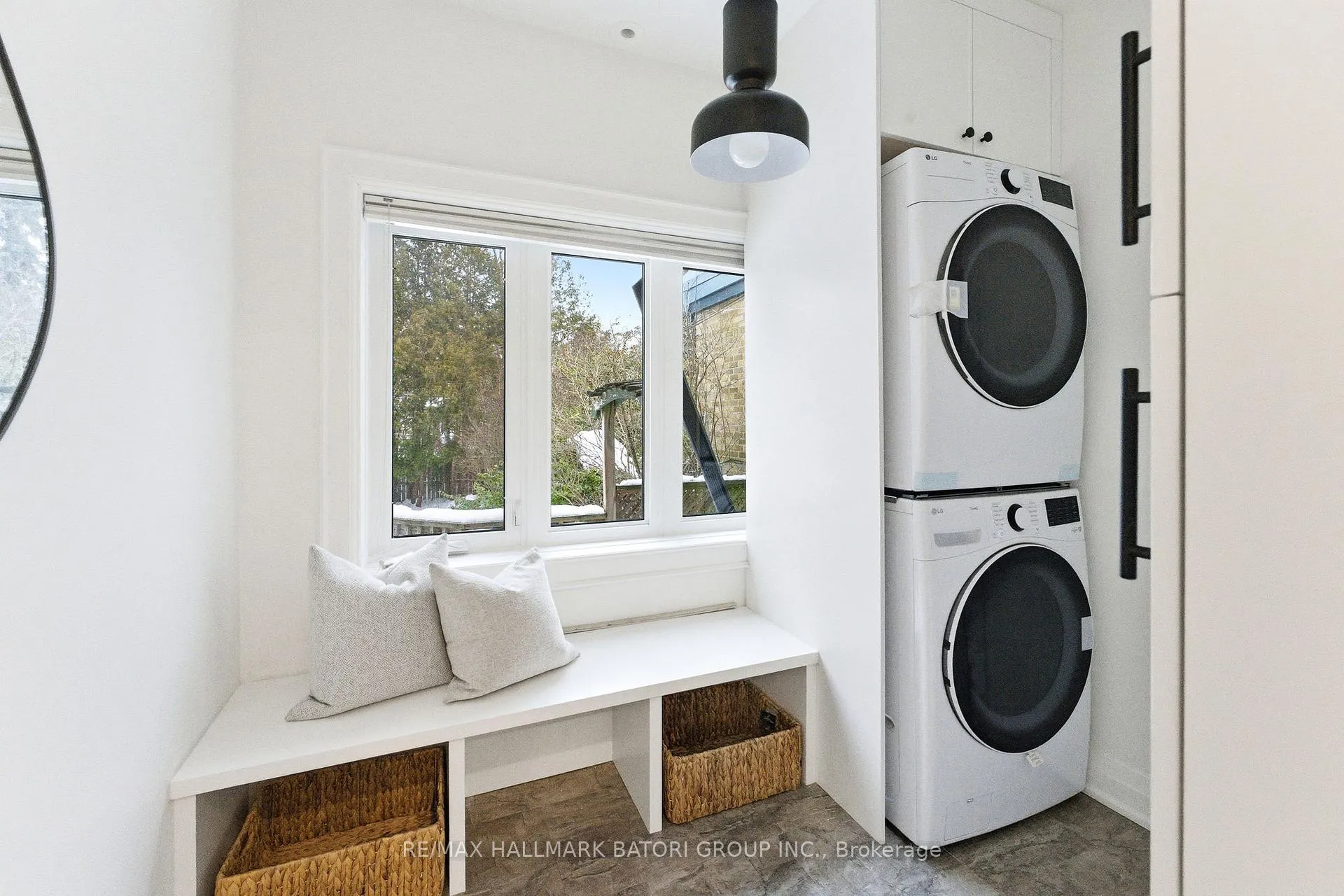 Photo 9 of 221 Richview Avenue, Toronto, Forest Hill South — HOMEH