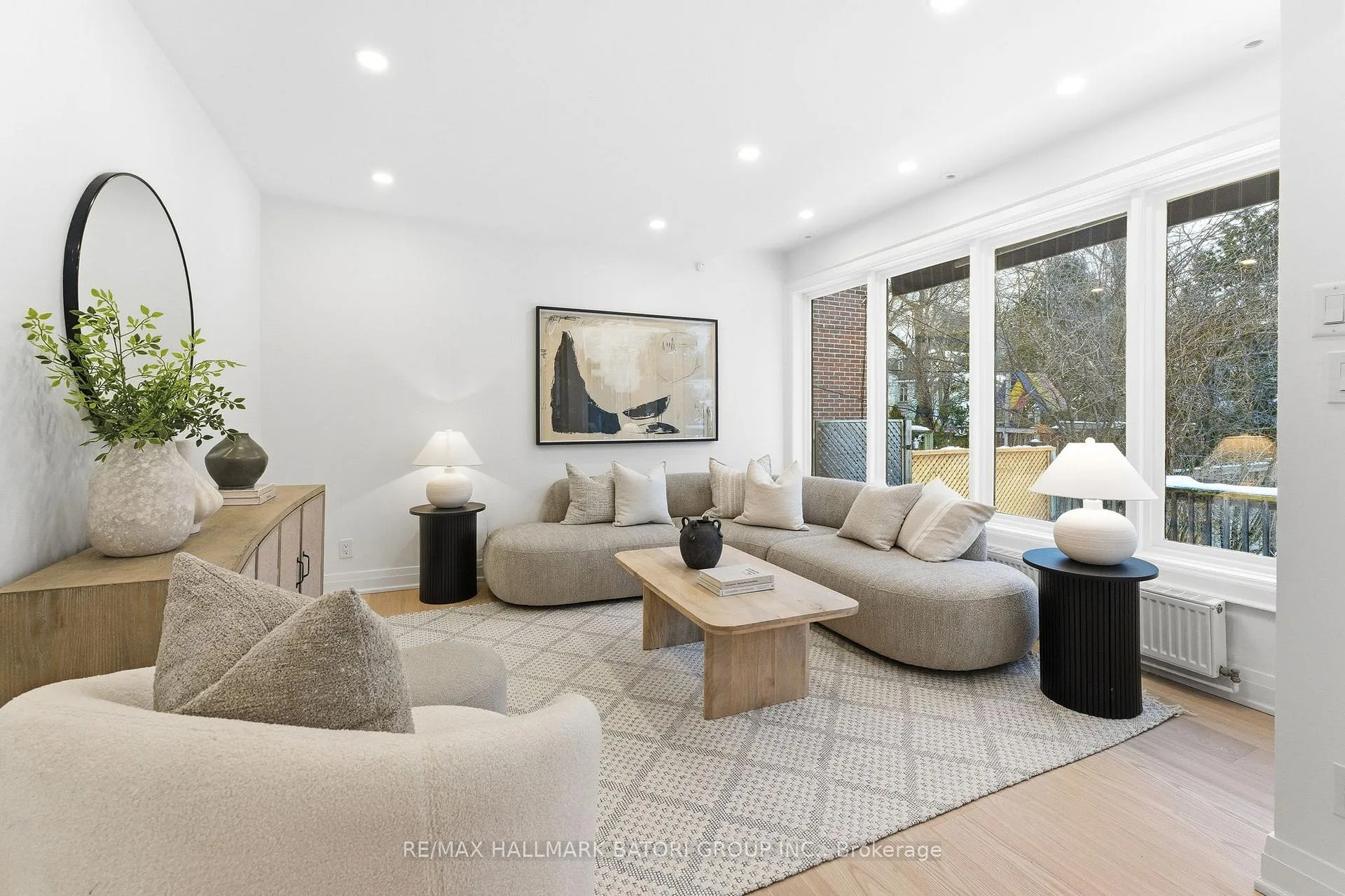 Photo 12 of 221 Richview Avenue, Toronto, Forest Hill South — HOMEH