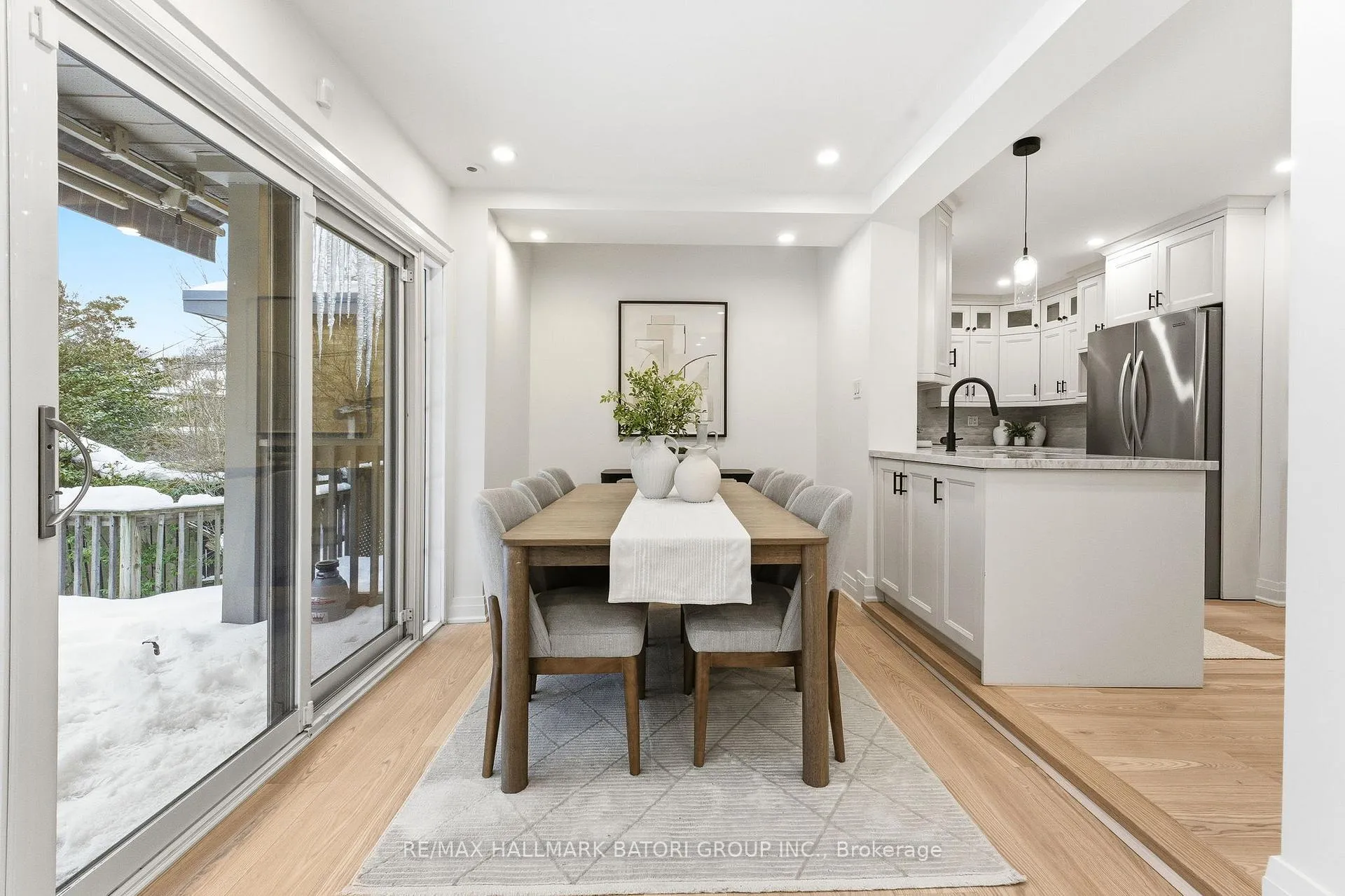 Photo 13 of 221 Richview Avenue, Toronto, Forest Hill South — HOMEH