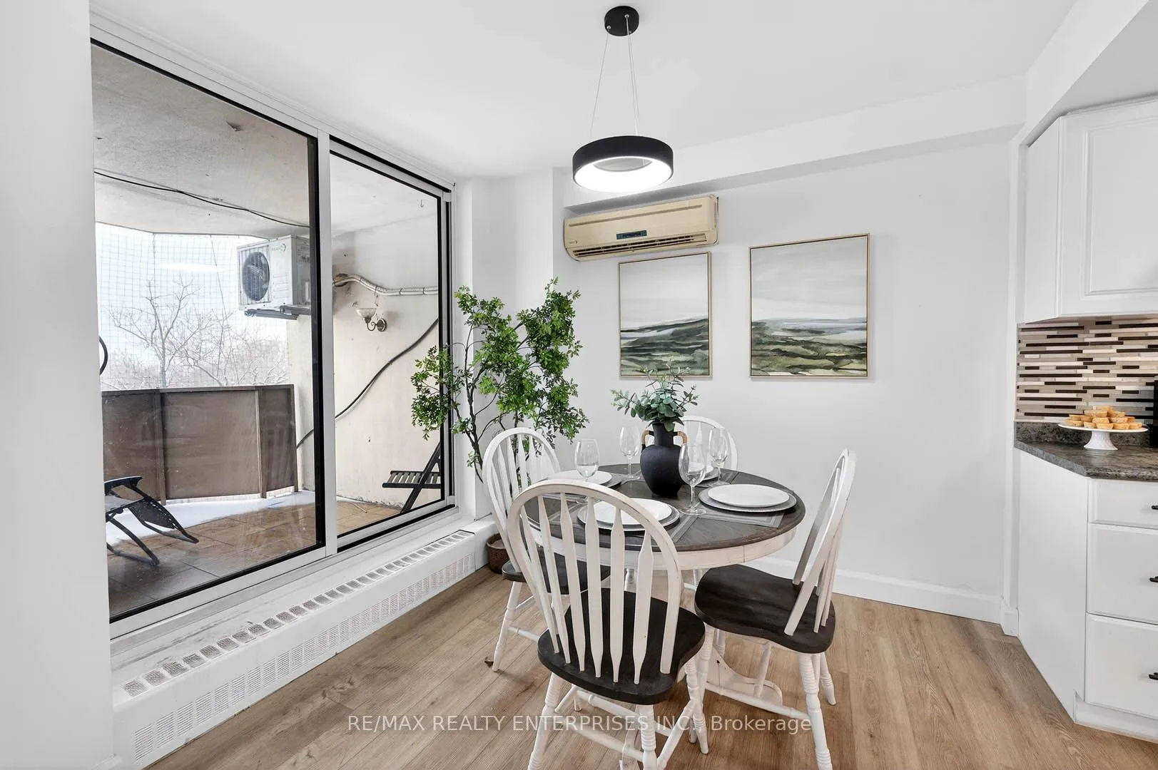 Photo 7 of 345 Driftwood Avenue, North York, Black Creek — HOMEH