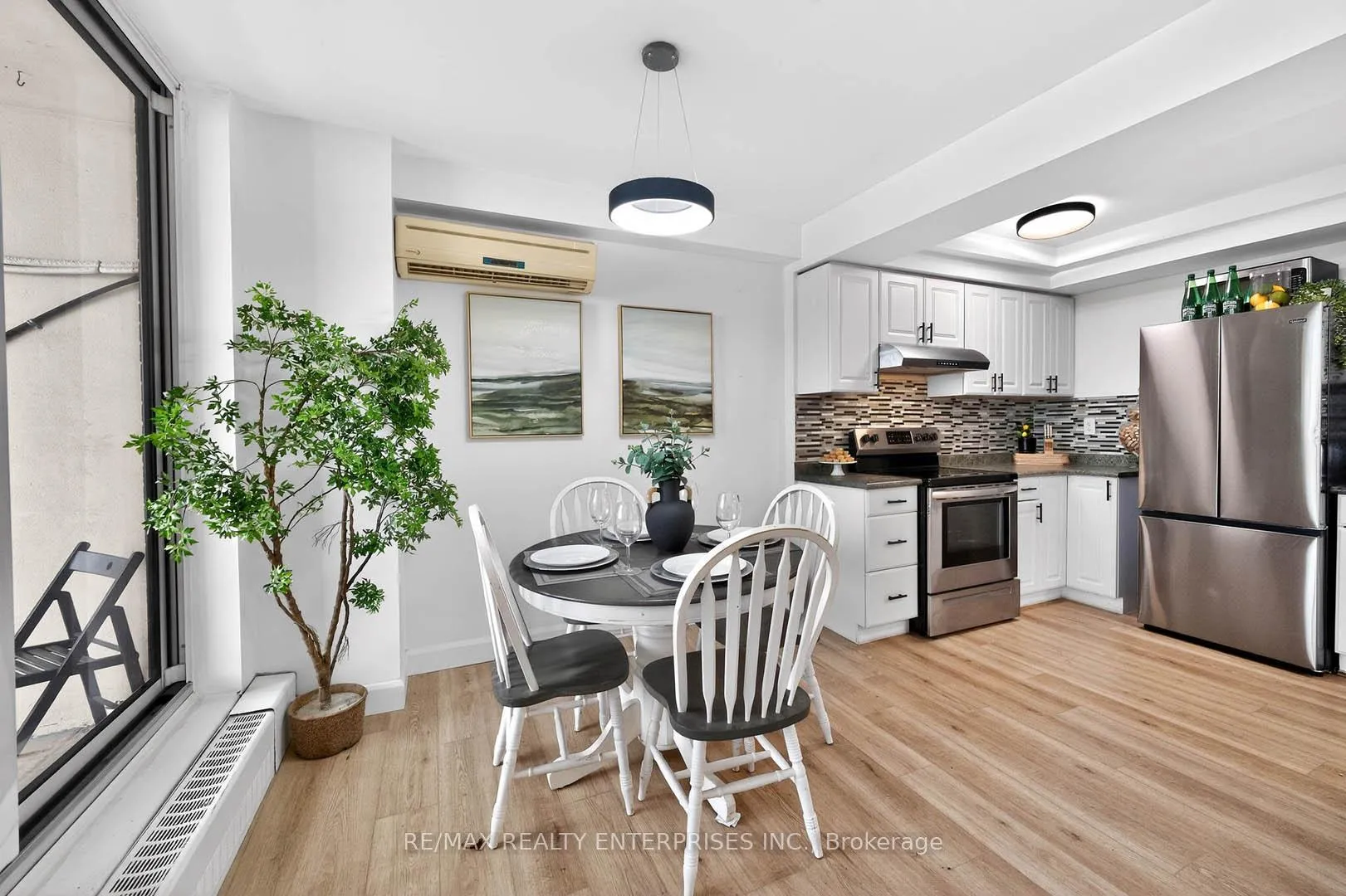Photo 10 of 345 Driftwood Avenue, North York, Black Creek — HOMEH