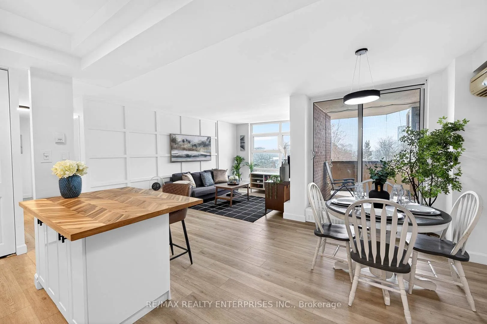Photo 14 of 345 Driftwood Avenue, North York, Black Creek — HOMEH