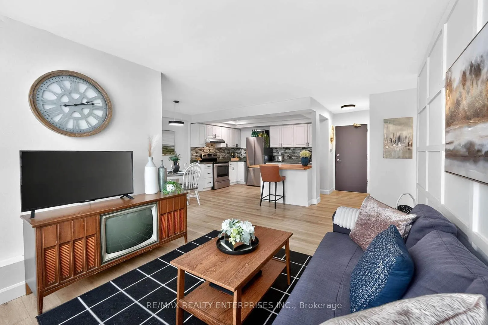 Photo 15 of 345 Driftwood Avenue, North York, Black Creek — HOMEH