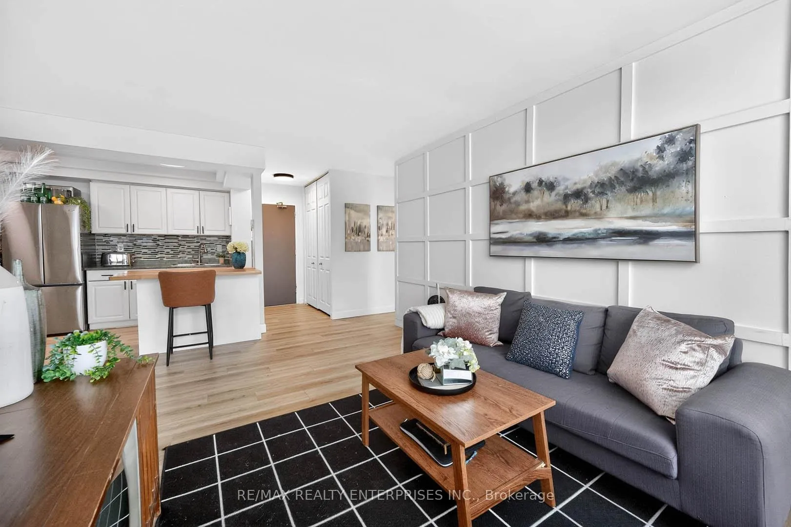 Photo 16 of 345 Driftwood Avenue, North York, Black Creek — HOMEH
