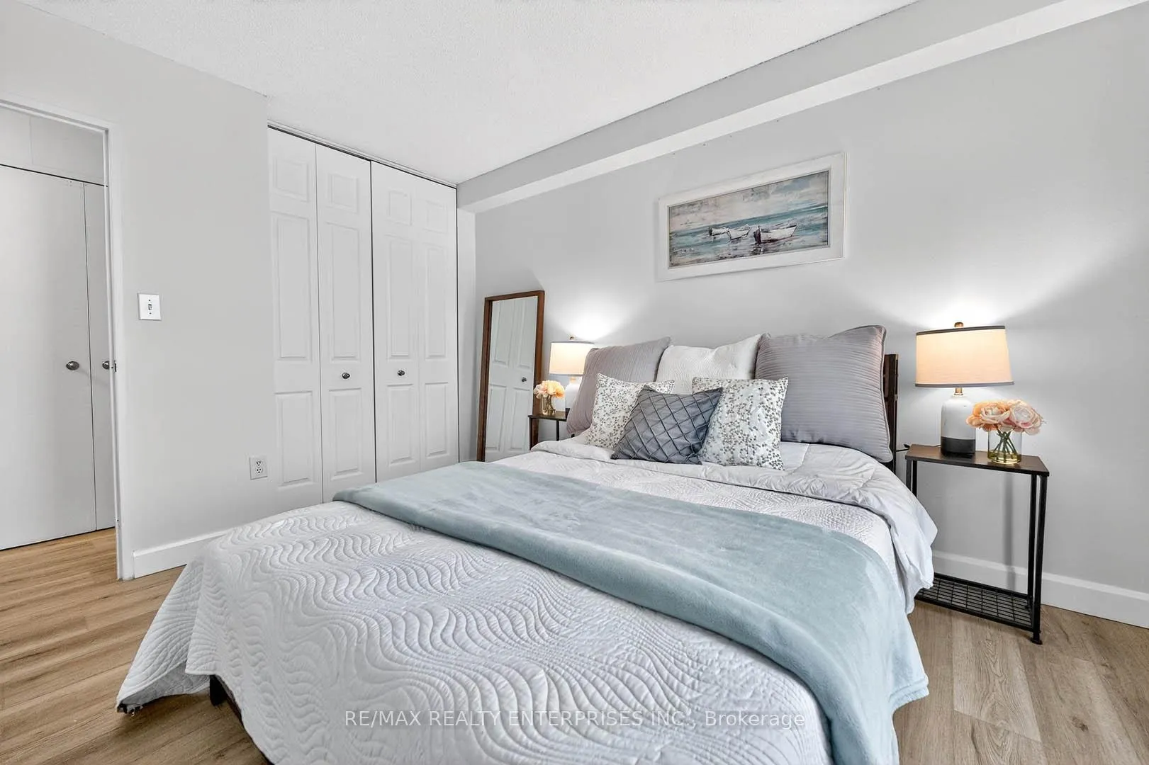 Photo 25 of 345 Driftwood Avenue, North York, Black Creek — HOMEH