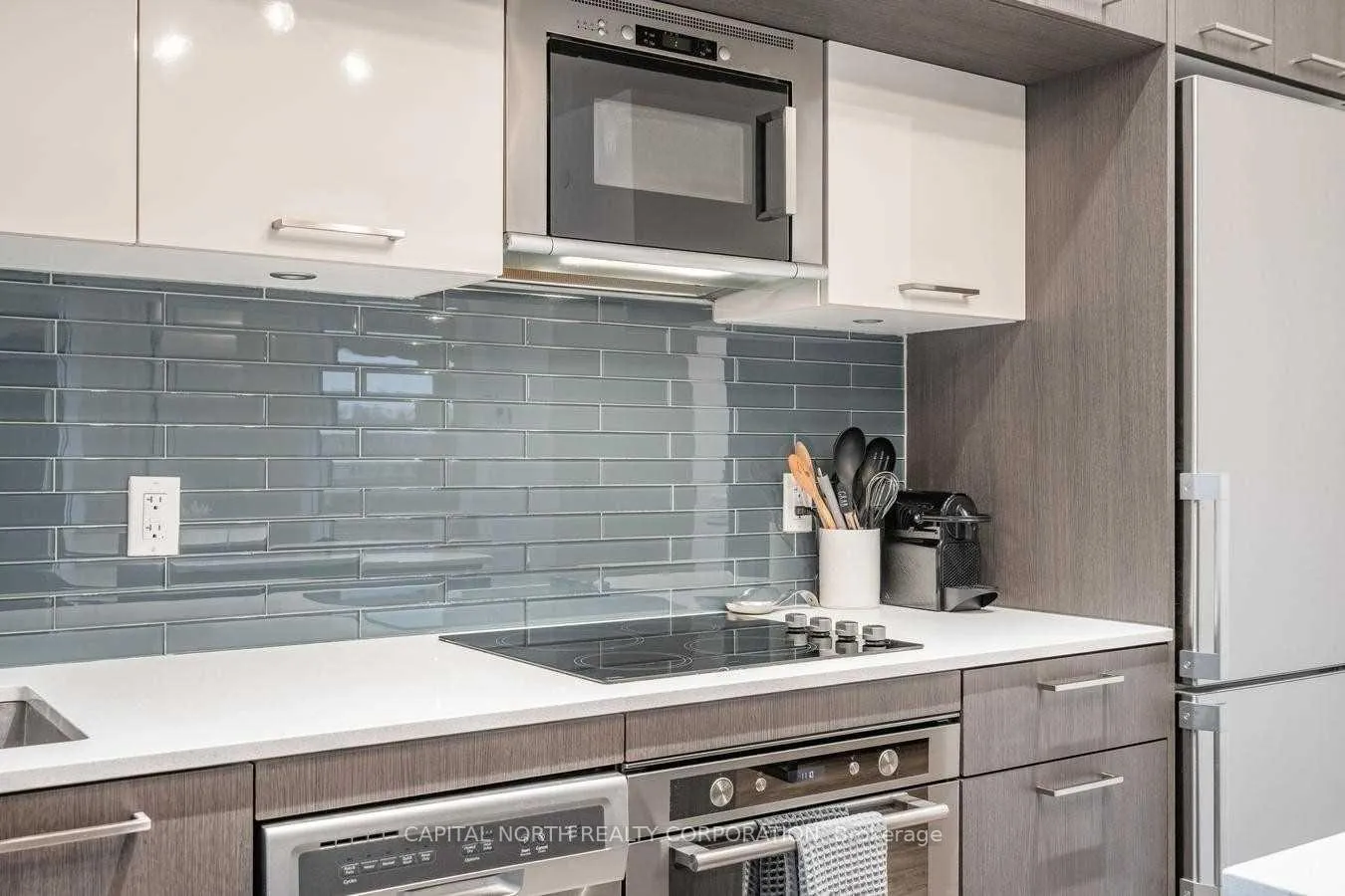 Photo 13 of Unit 209, 4800 Highway 7, Vaughan, East Woodbridge — HOMEH