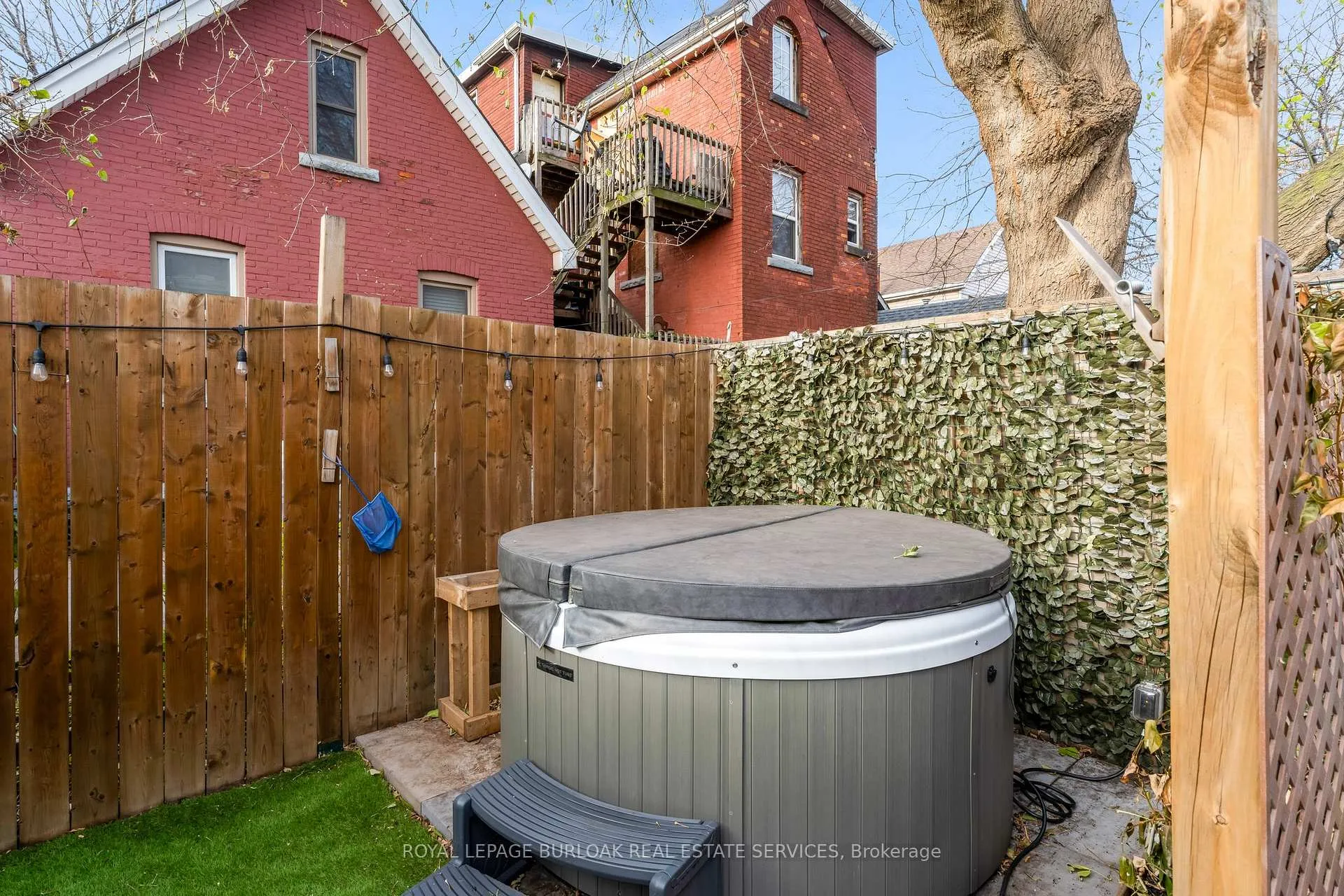 Photo 29 of 373 Emerald Street N, Hamilton, Industrial Sector — HOMEH