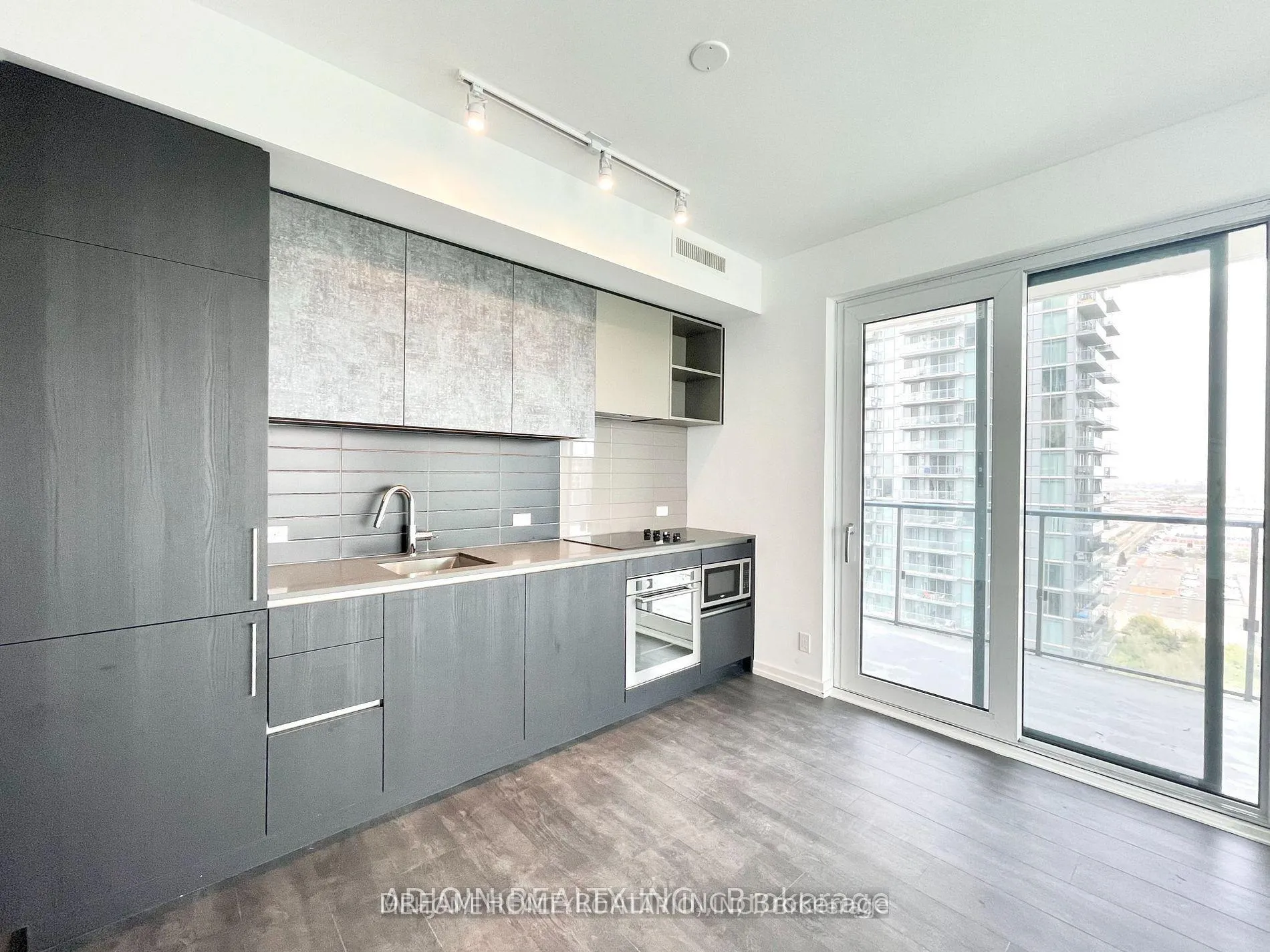 Photo 3 of Unit 2312, 7890 Jane Street, Vaughan, Vaughan Corporate Centre — HOMEH