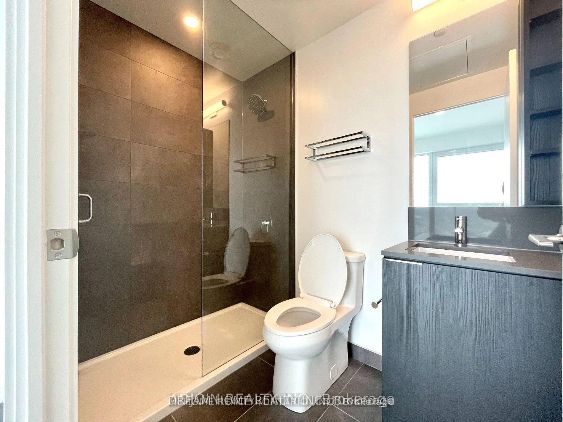 Photo 12 of Unit 2312, 7890 Jane Street, Vaughan, Vaughan Corporate Centre — HOMEH