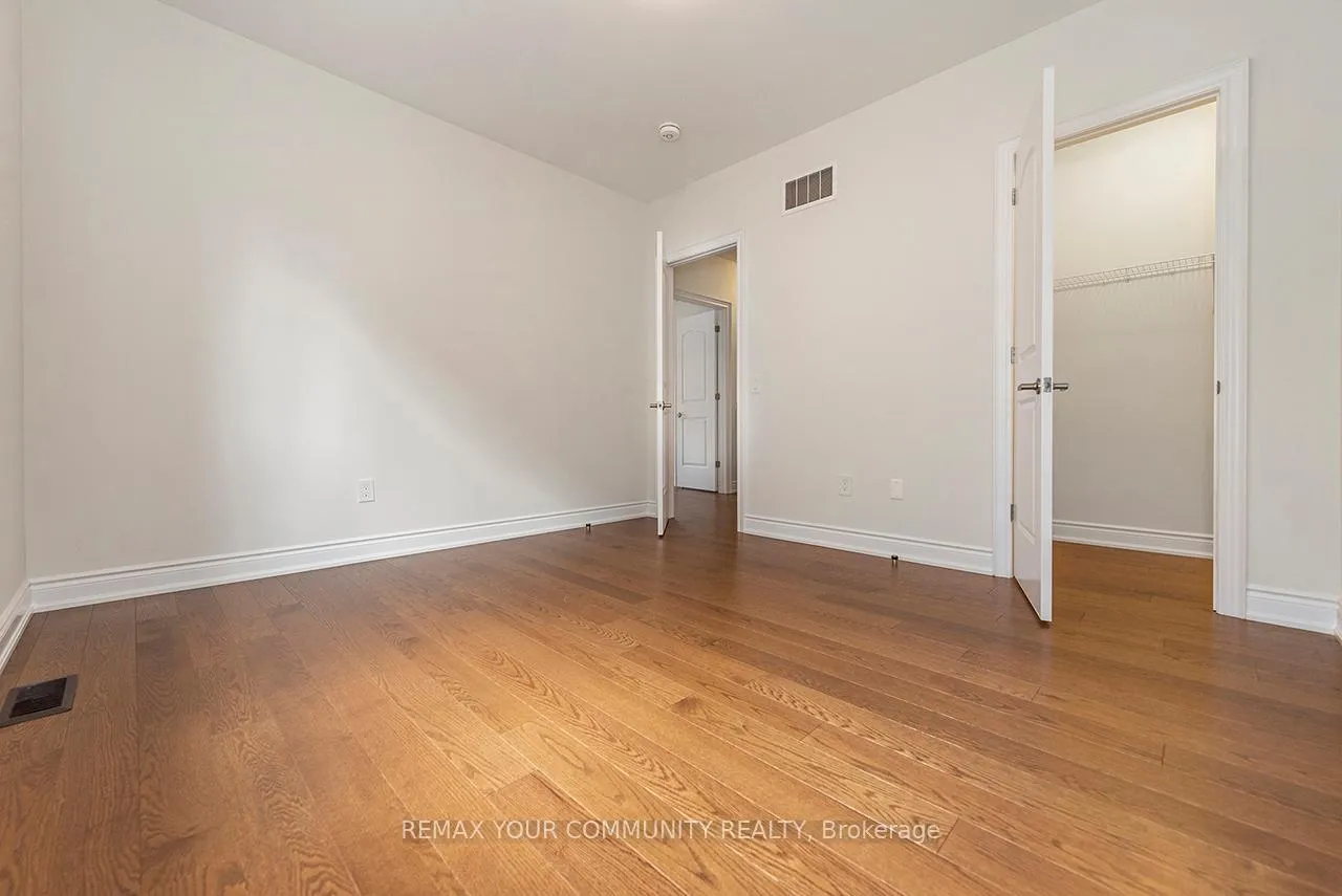 Photo 16 of 109 James Walker Avenue, Caledon, Caledon East — HOMEH