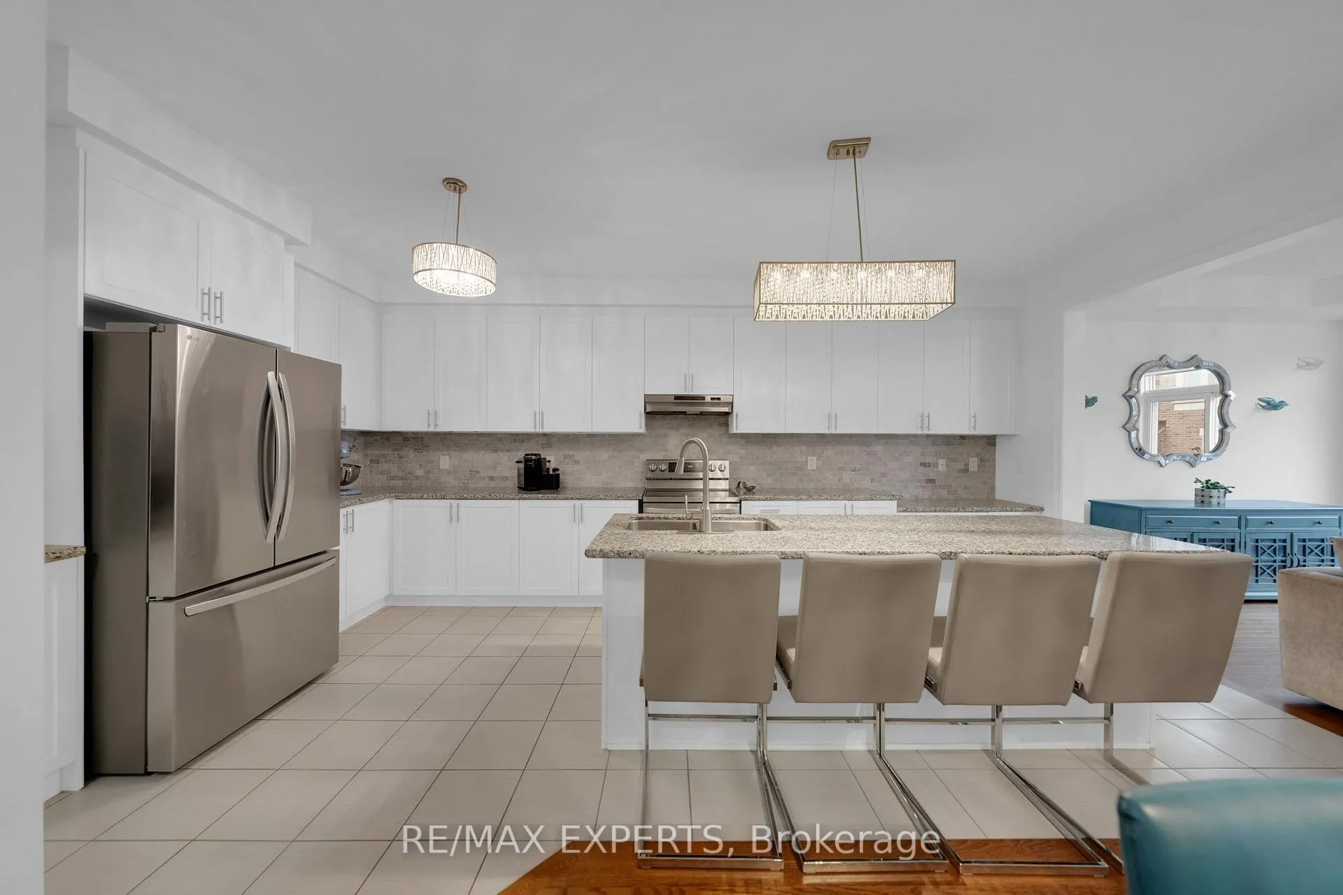Photo 9 of 10 Homer Crescent, Aurora, Rural Aurora — HOMEH