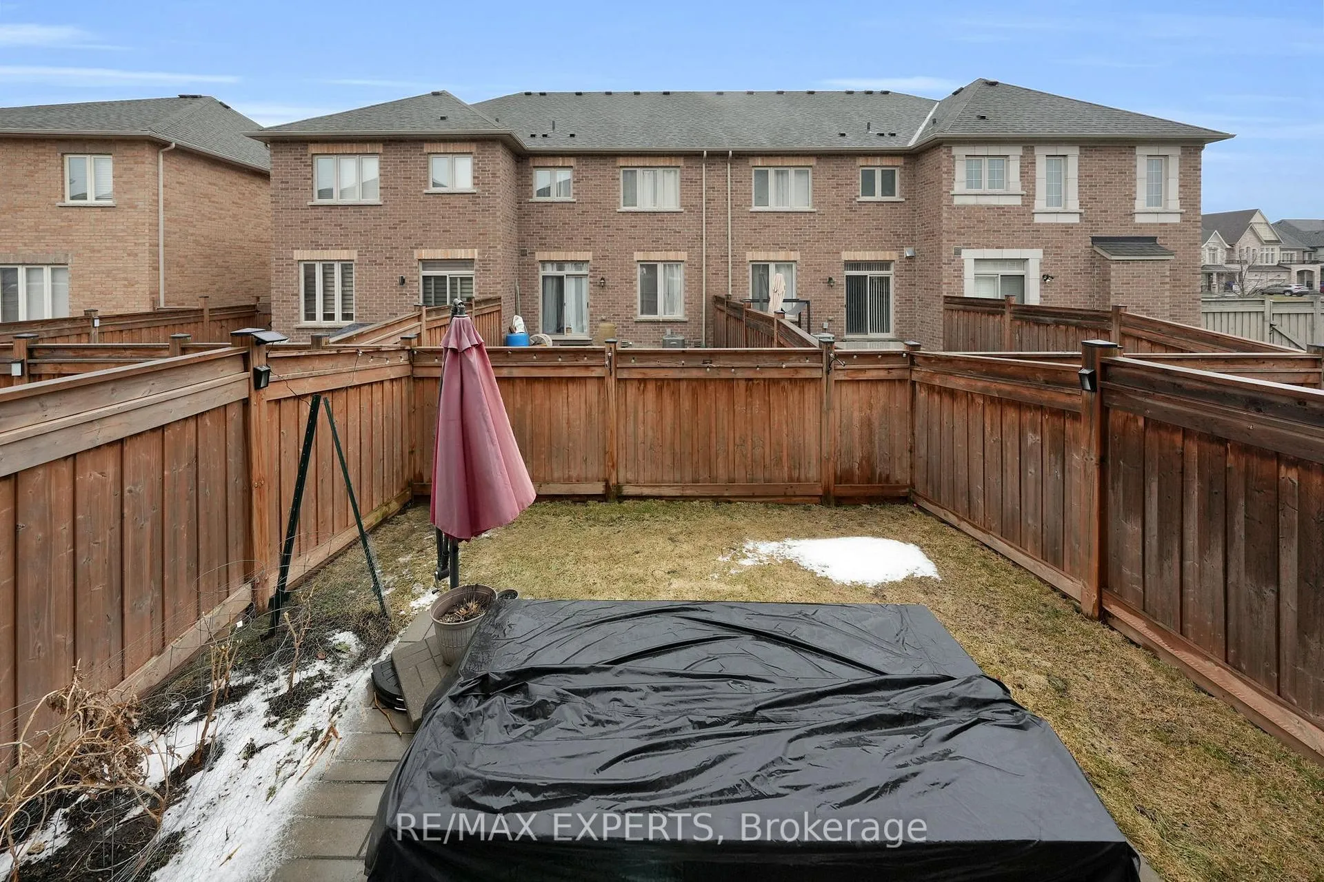 Photo 37 of 10 Homer Crescent, Aurora, Rural Aurora — HOMEH