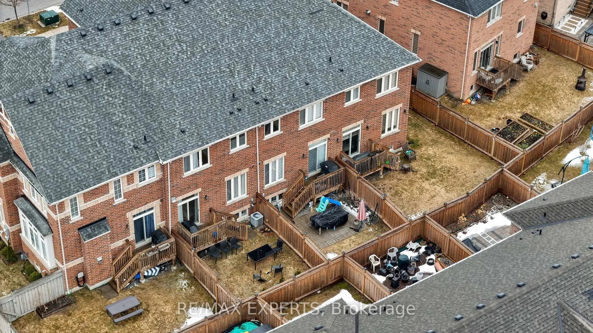 Photo 41 of 10 Homer Crescent, Aurora, Rural Aurora — HOMEH
