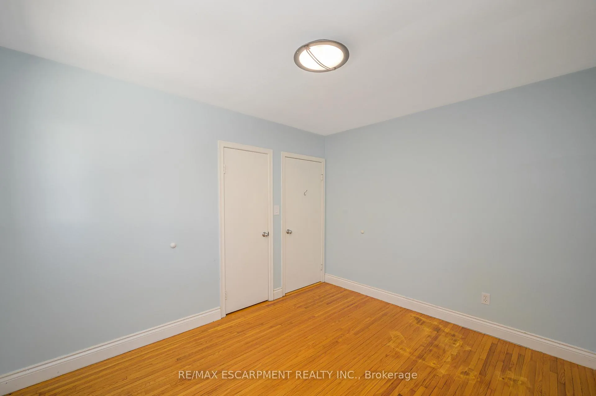 Photo 16 of Unit A, 1385 Olga Drive, Burlington, Brant — HOMEH