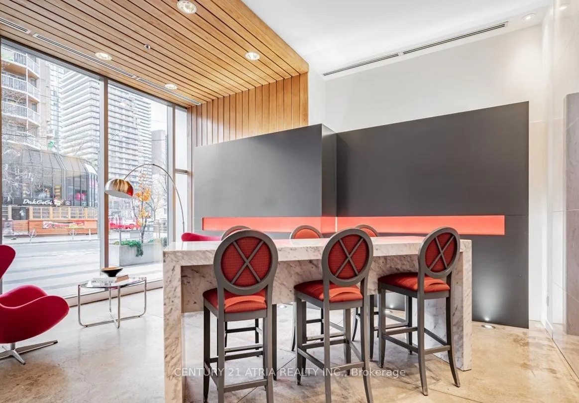 Photo 2 of Unit 804, 22 Wellesley Street E, Toronto, Church-Yonge Corridor — HOMEH