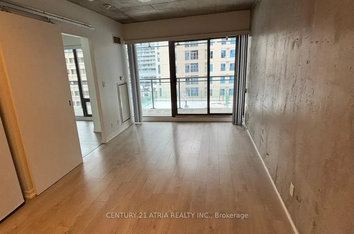 Photo 4 of Unit 804, 22 Wellesley Street E, Toronto, Church-Yonge Corridor — HOMEH