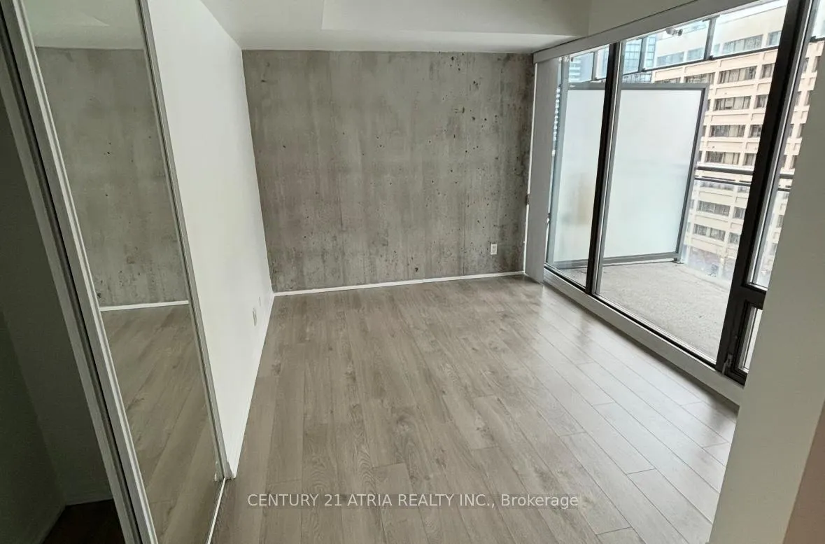 Photo 7 of Unit 804, 22 Wellesley Street E, Toronto, Church-Yonge Corridor — HOMEH