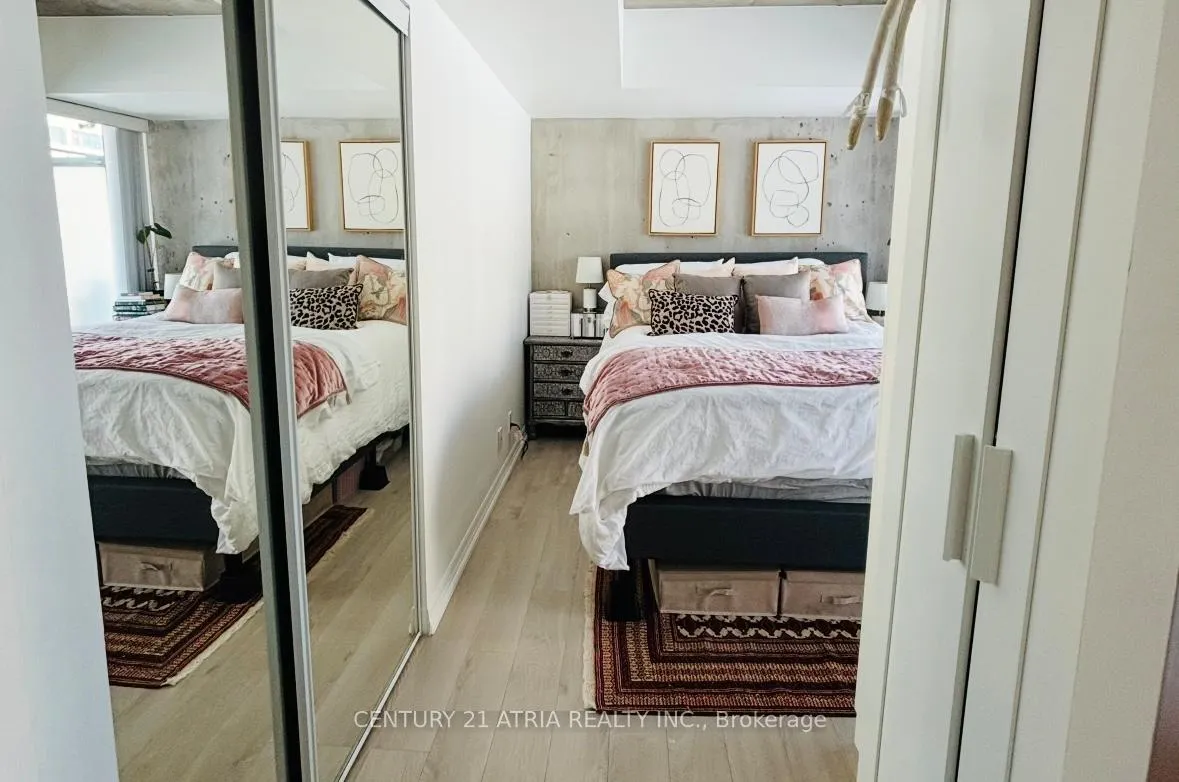 Photo 10 of Unit 804, 22 Wellesley Street E, Toronto, Church-Yonge Corridor — HOMEH