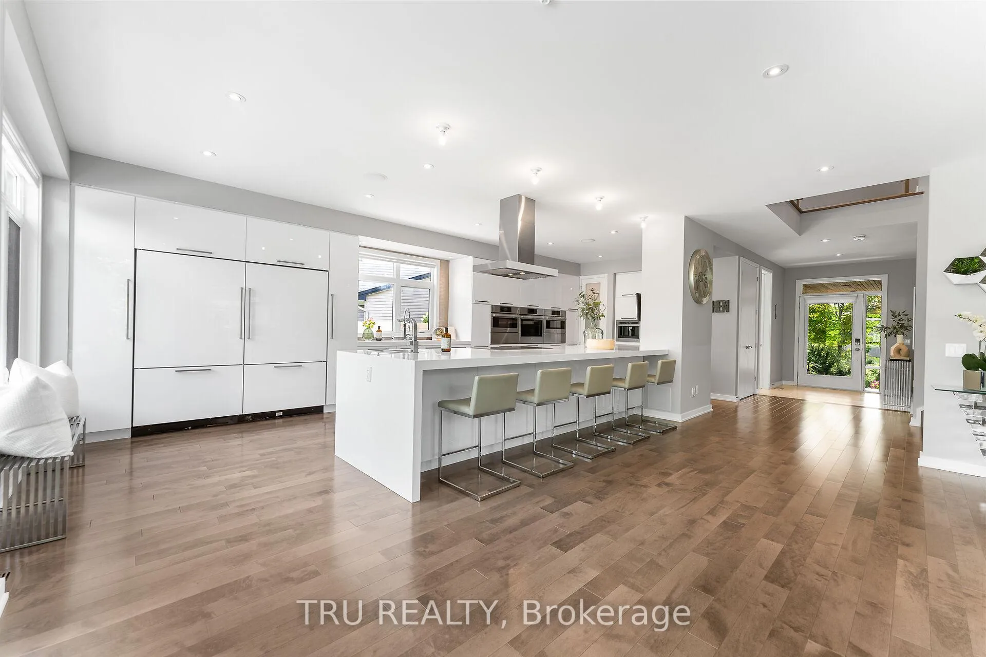 Photo 10 of 250 Sunnyridge Crescent, Ottawa, Kanata - Emerald Meadows/Trailwest — HOMEH