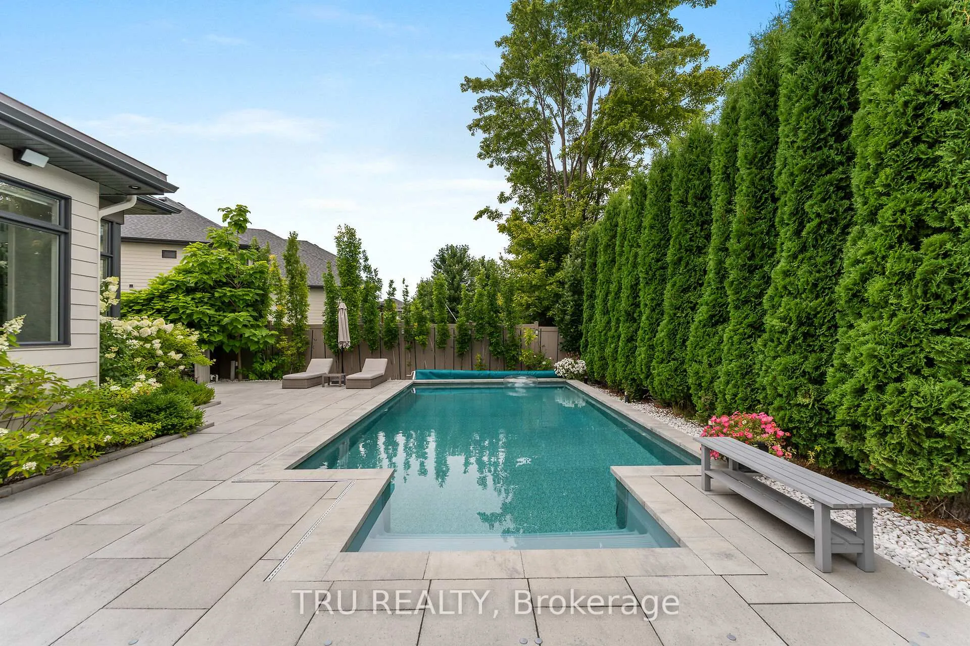 Photo 45 of 250 Sunnyridge Crescent, Ottawa, Kanata - Emerald Meadows/Trailwest — HOMEH