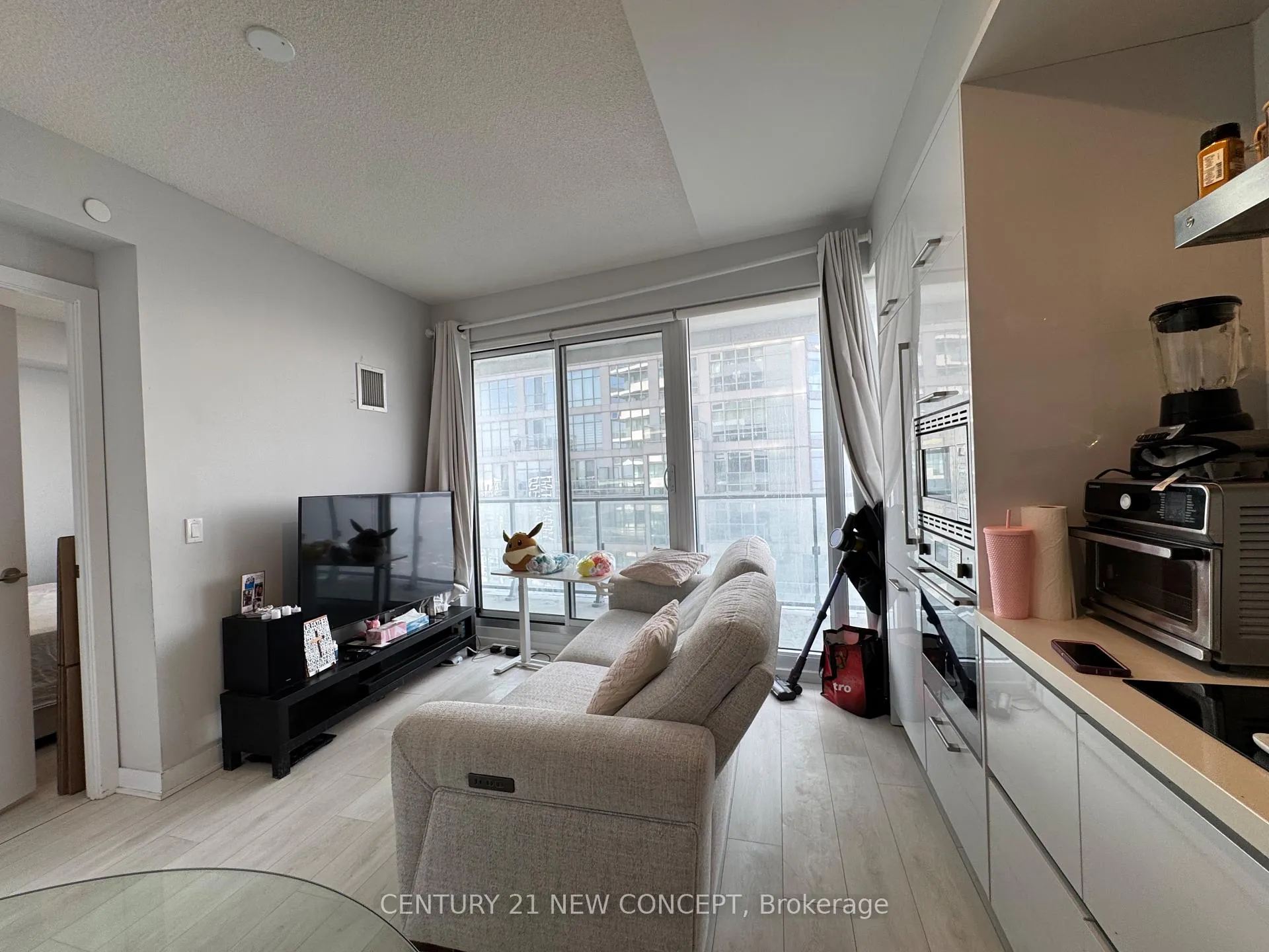 Photo 15 of Unit 4106, 2221 Yonge Street, Toronto, Mount Pleasant West — HOMEH
