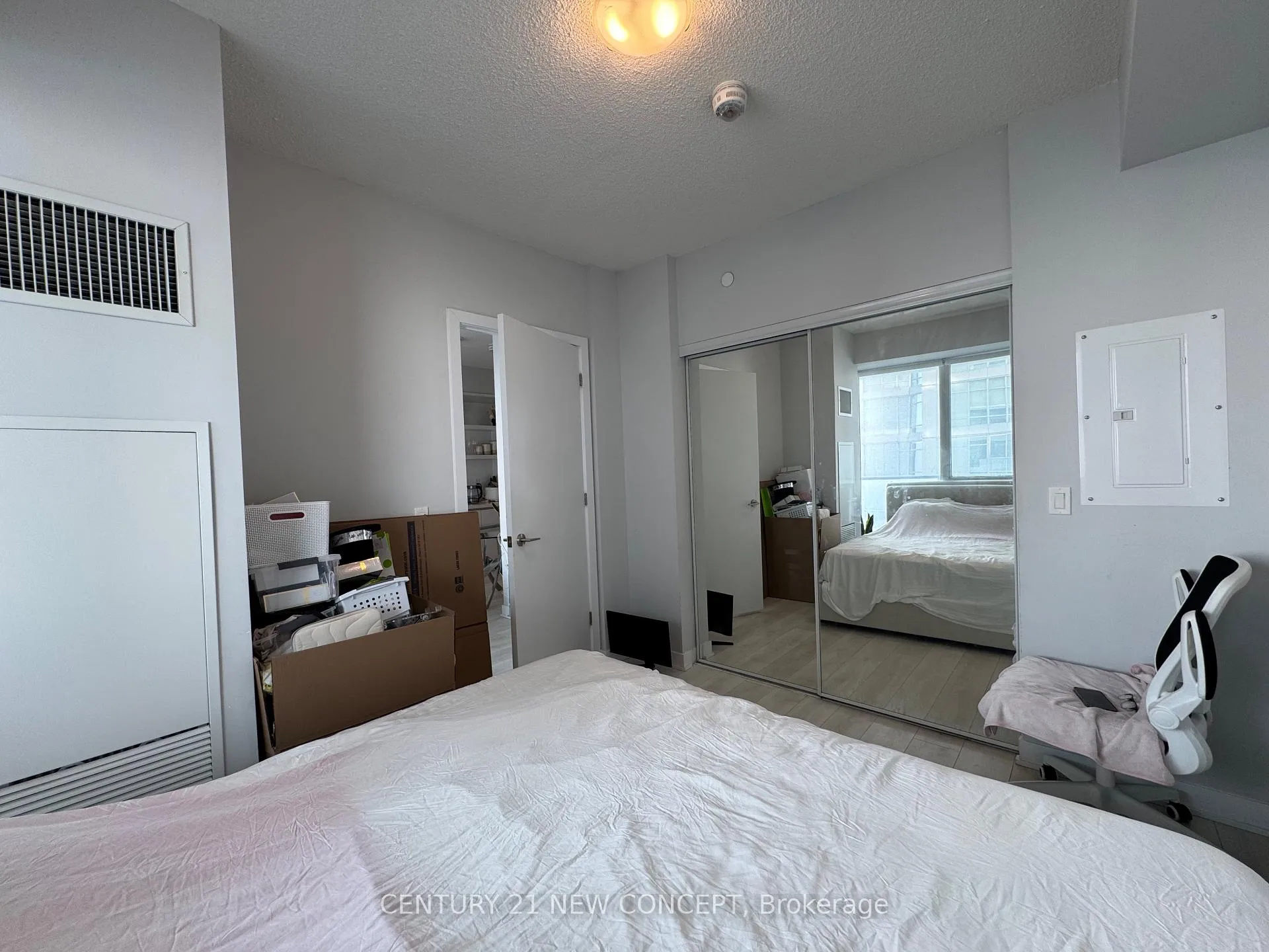 Photo 20 of Unit 4106, 2221 Yonge Street, Toronto, Mount Pleasant West — HOMEH