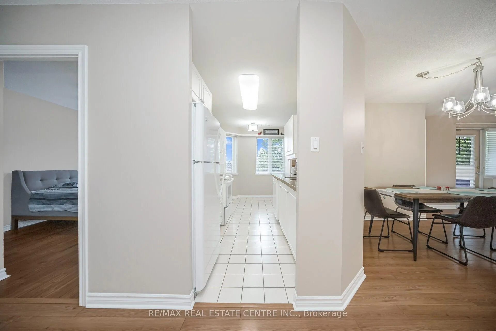Photo 17 of Unit 301, 3 Dayspring Circle, Brampton, Goreway Drive Corridor — HOMEH